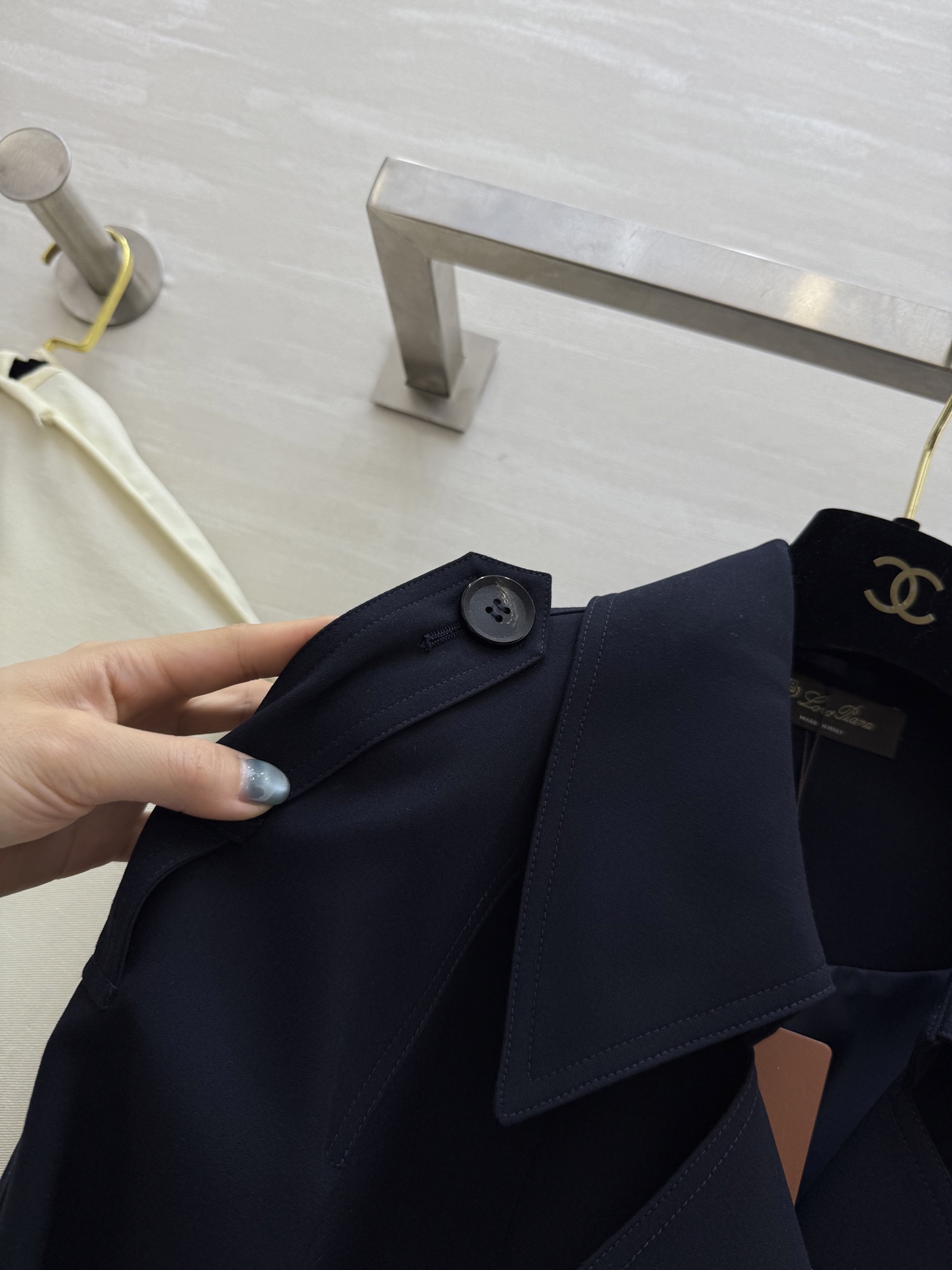 #lP🌹²⁵秋冬新款 极简绑带收腰翻领长款风衣外套 高品质定制 现货首发size：S/M/L/XL（M码