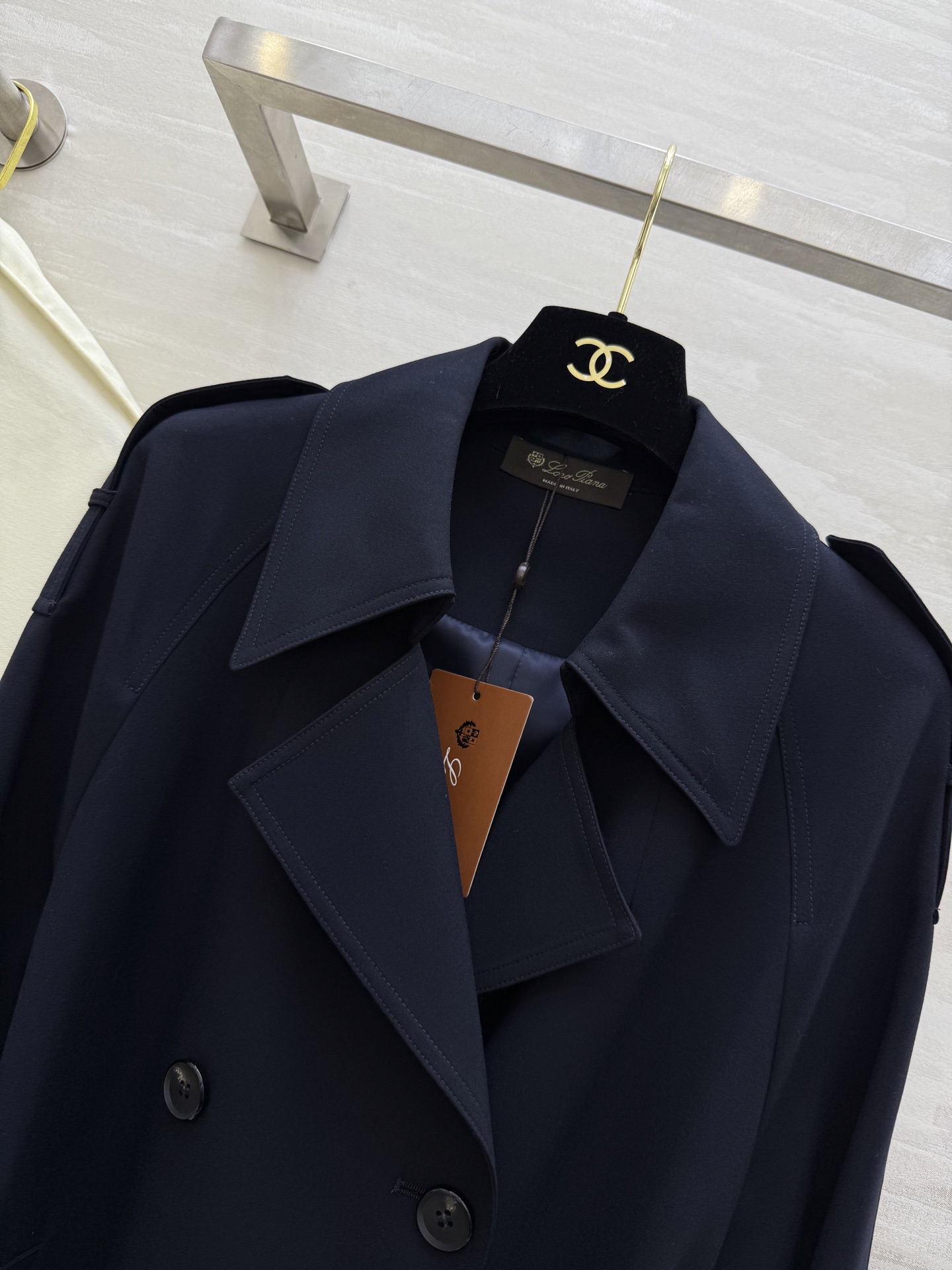 #lP🌹²⁵秋冬新款 极简绑带收腰翻领长款风衣外套 高品质定制 现货首发size：S/M/L/XL（M码