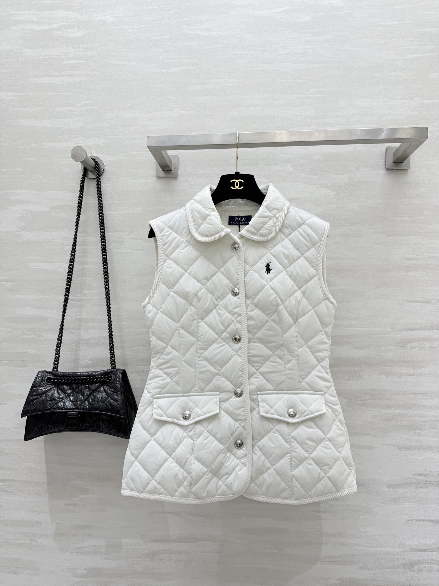 NO:517445,#Laurent's new autumn and winter style diamond cotton vest, high-quality customization, spot first-time sizeS/M/L (size s bust 86, 58 length),,alexander wang19860909#拉夫劳伦秋冬新款 菱格棉服马甲 高品质定制 现货首发sizeS/M/L（s码胸围86,衣长58）,,alexander wang,Women's clothing