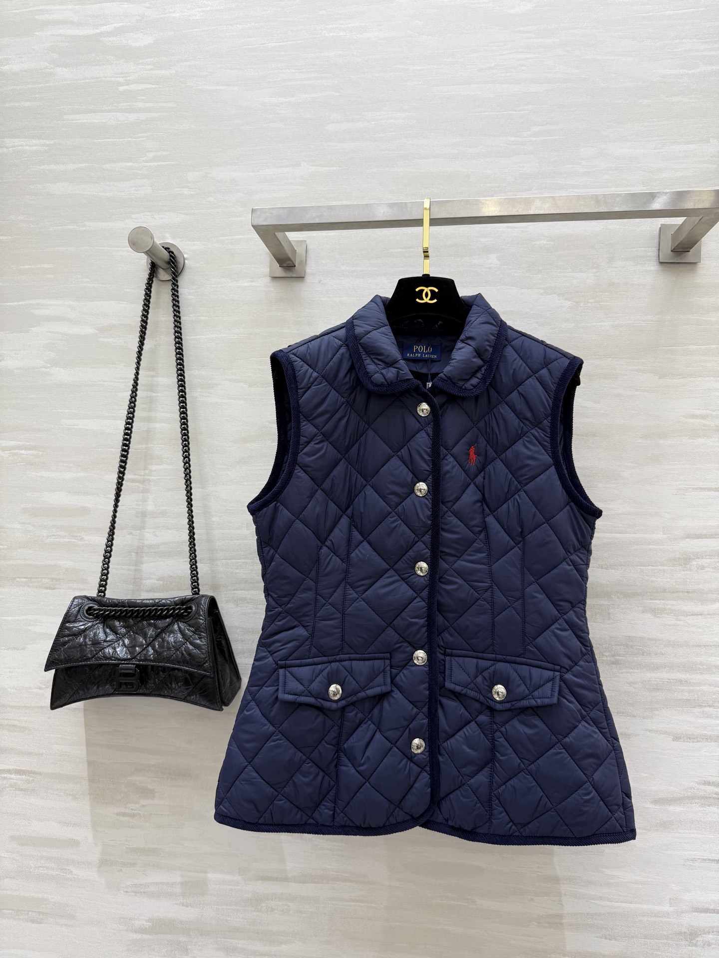 NO:517463,#Laurent's new autumn and winter style diamond cotton vest, high-quality customization, spot first-time sizeS/M/L (size s bust 86, 58 length),,alexander wang19860909#拉夫劳伦秋冬新款 菱格棉服马甲 高品质定制 现货首发sizeS/M/L（s码胸围86,衣长58）,,alexander wang,Women's clothing