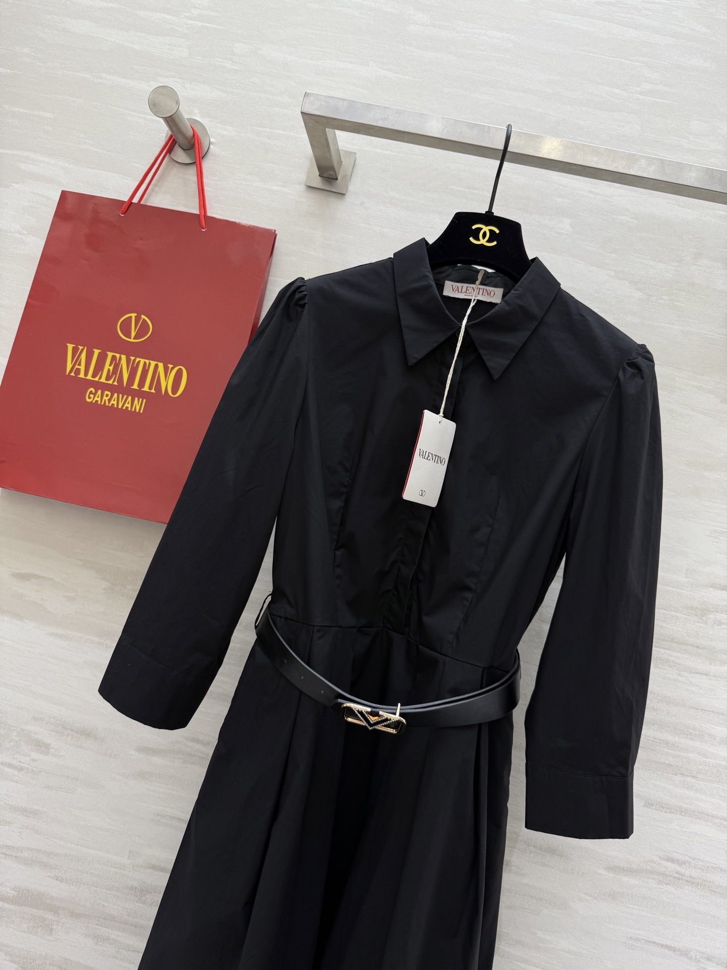 #Valentin♡²⁵早秋新款 法式优雅连衣裙 配送腰带收腰显瘦 高品质定制 现货来size：S/M/