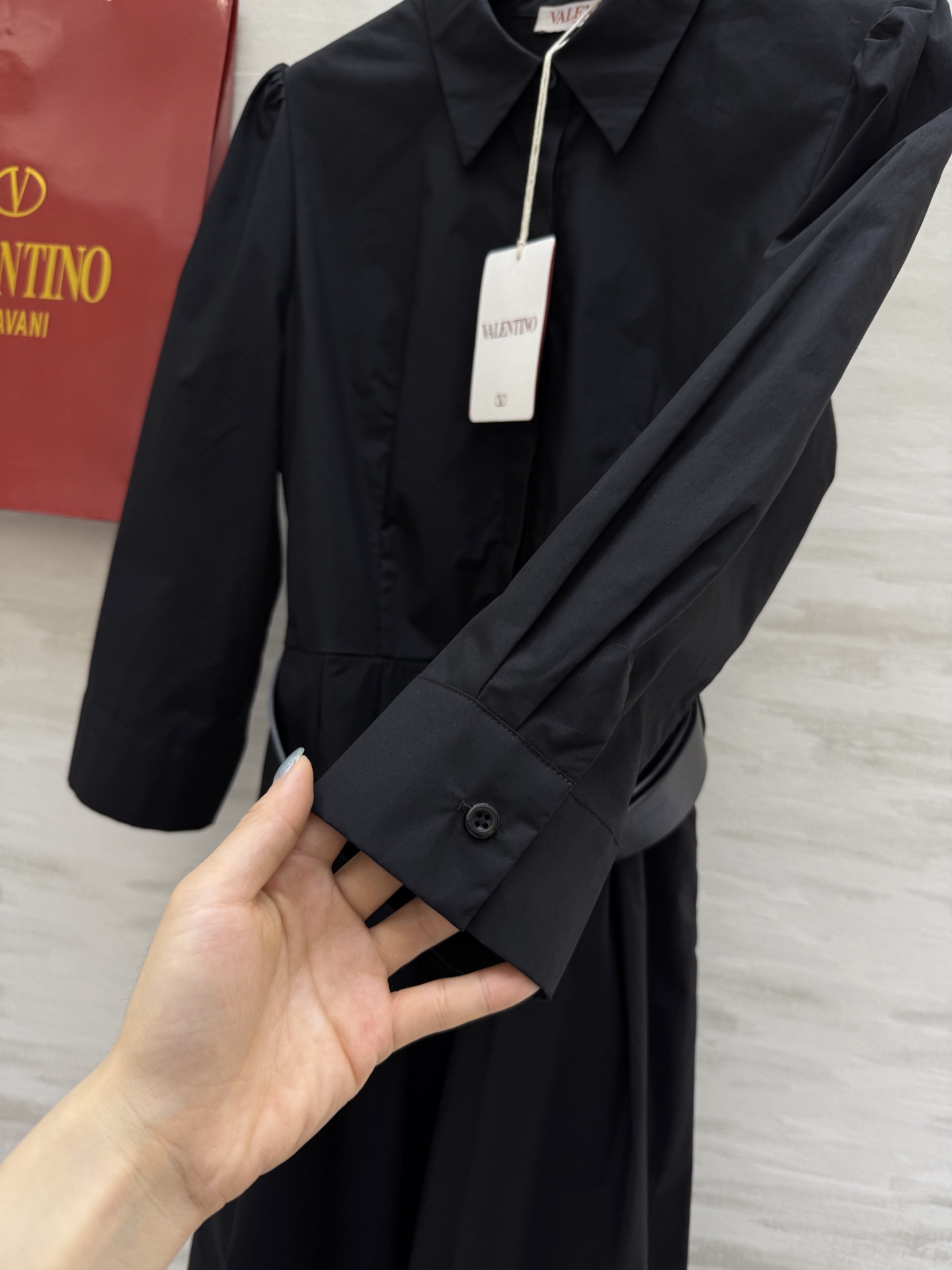 #Valentin♡²⁵早秋新款 法式优雅连衣裙 配送腰带收腰显瘦 高品质定制 现货来size：S/M/