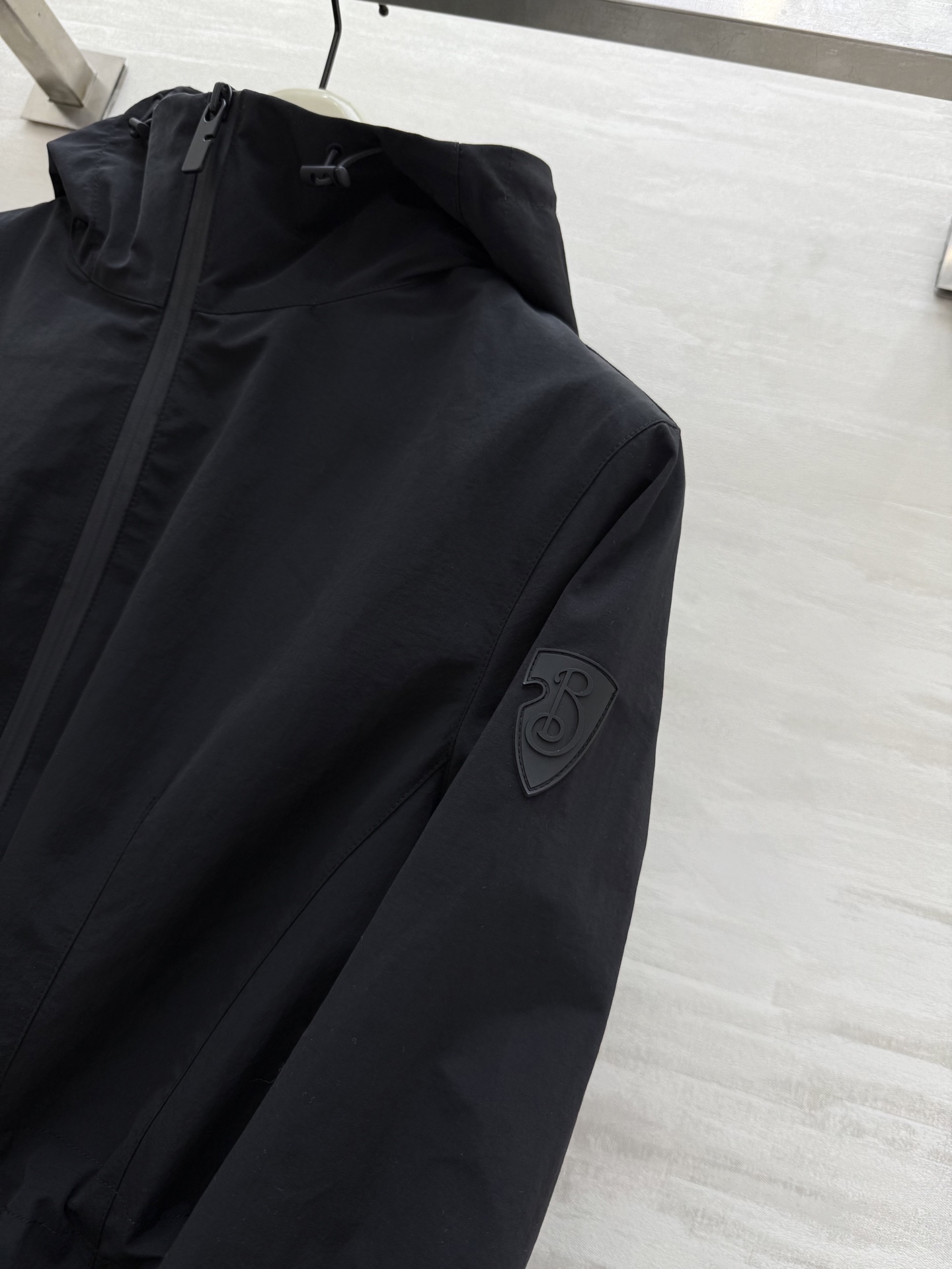 #Burberr♡²⁵秋冬新款 极简连帽收腰中长款外套 高品质定制 现货首发uk：4/6/8/10/12