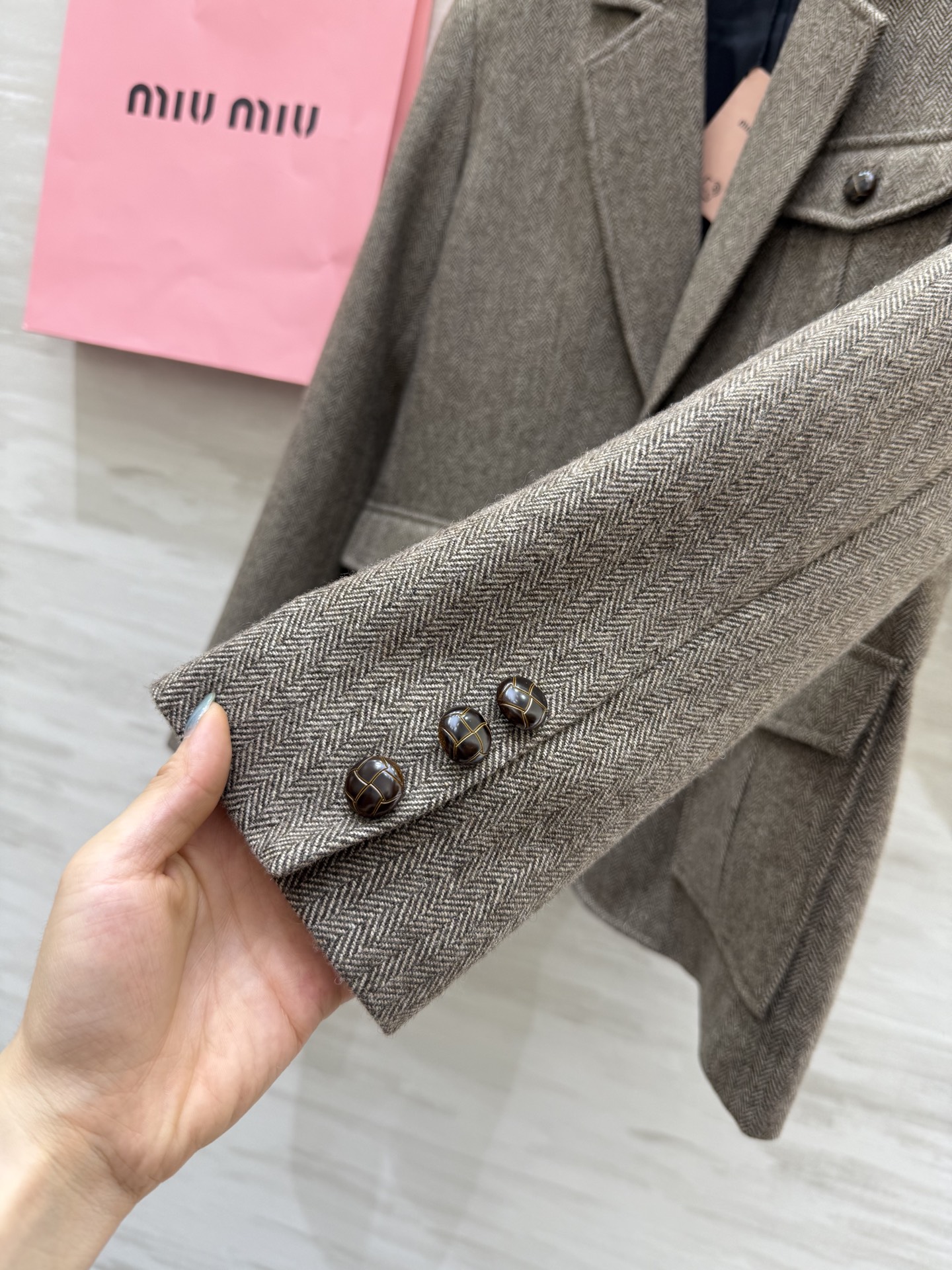 #Miumi♡²⁵秋冬新款 羊毛人字纹西装套装 定制羊毛人字纹面料 立体剪裁版型 高品质 分开发售 si