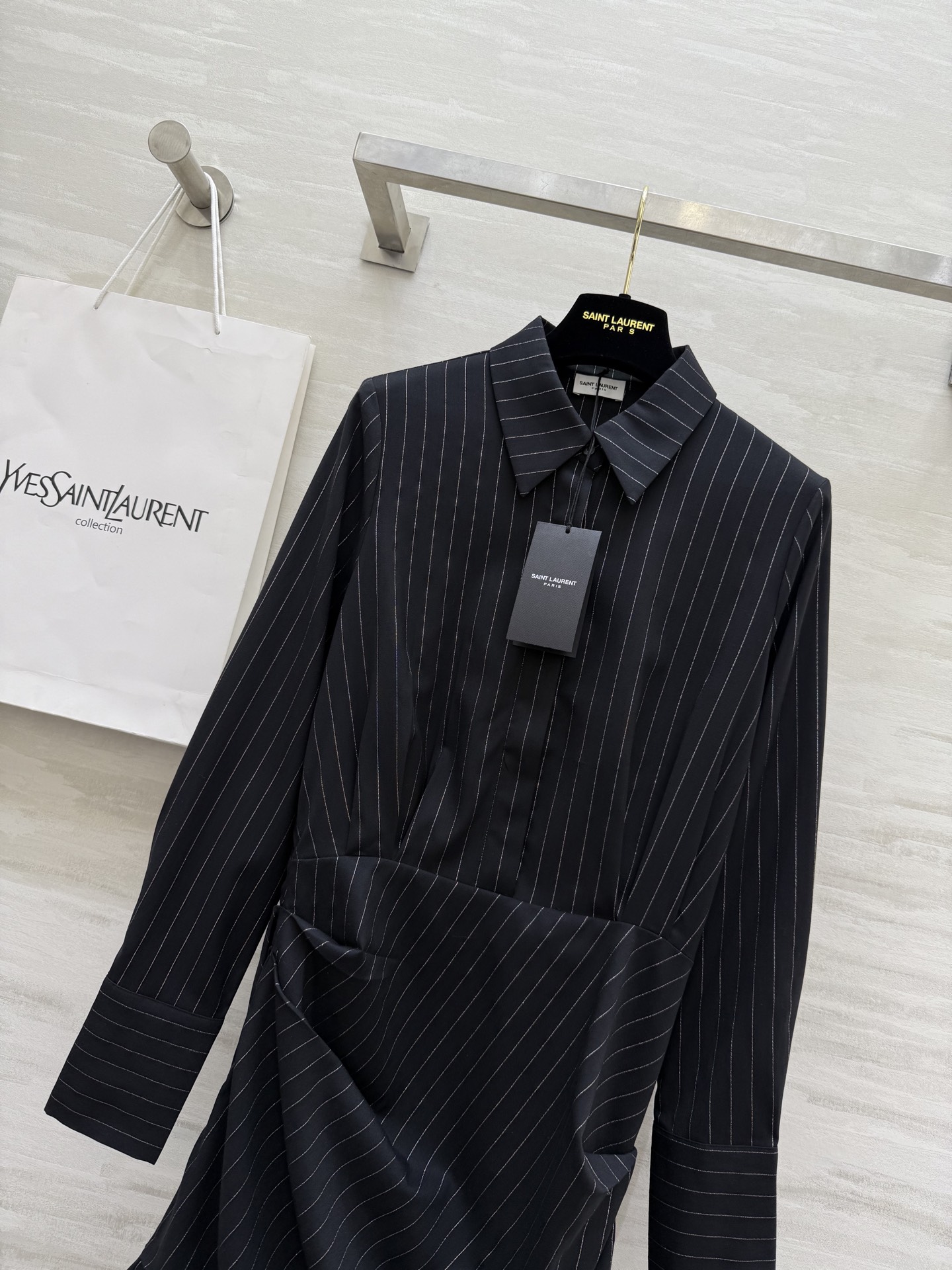 #ysl²⁵秋冬新款 衬衣式连衣裙 高级大气 高品质定制 现货首发size：S/M/L/XL（s码肩宽：
