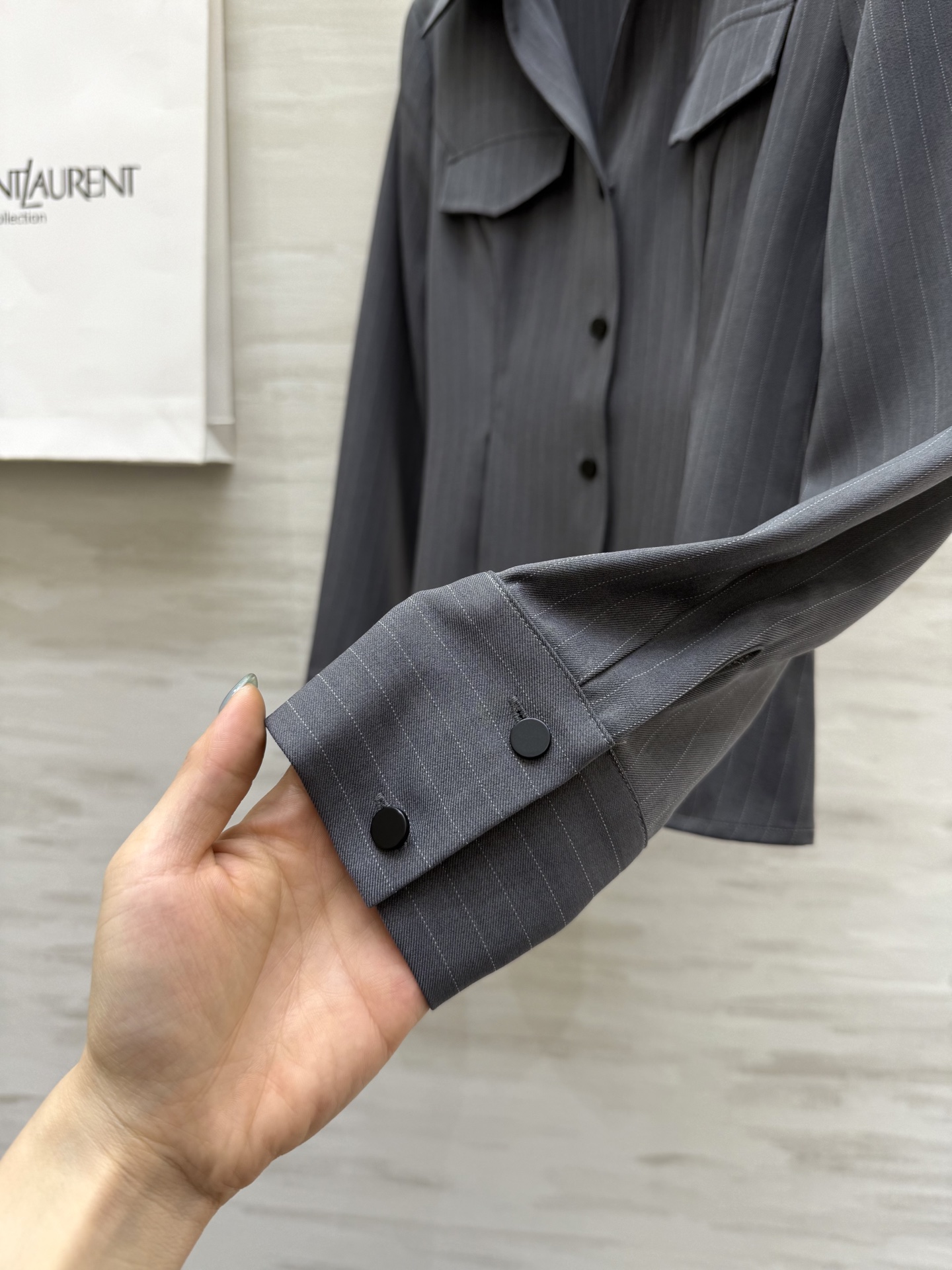 #ysl²⁵早秋新款 人棉条纹收腰衬衣 高品质定制 现货首发size：S/M/L/XL（M码肩宽：37，