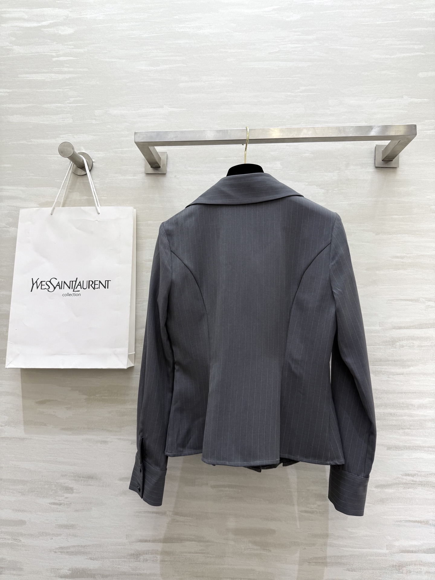 #ysl²⁵早秋新款 人棉条纹收腰衬衣 高品质定制 现货首发size：S/M/L/XL（M码肩宽：37，