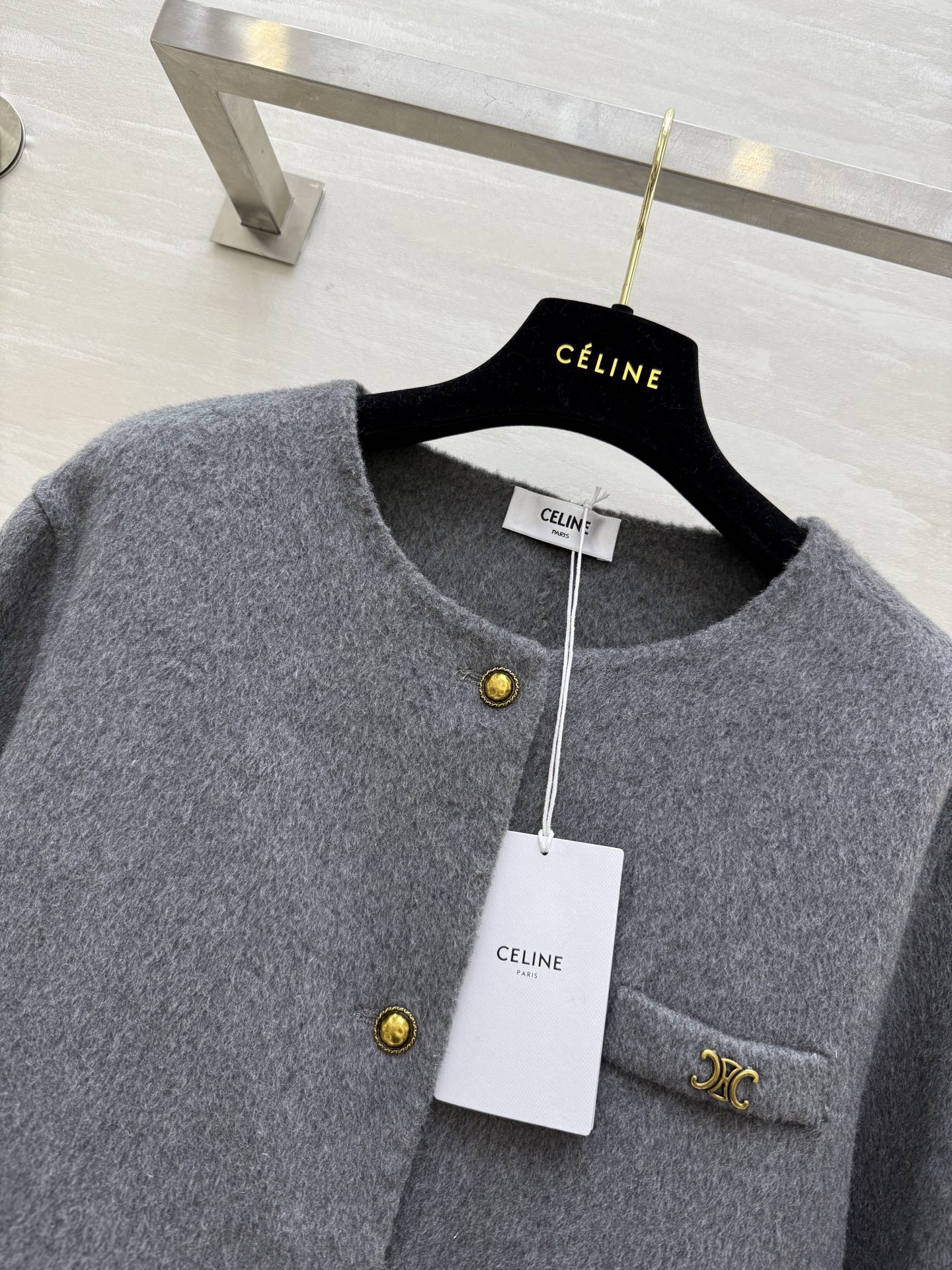 #Celin♡²⁵秋冬新款 凯旋门金扣 羊毛羊绒外套90%澳毛10%羊绒 学院风小圆领 双口袋 宽松版型