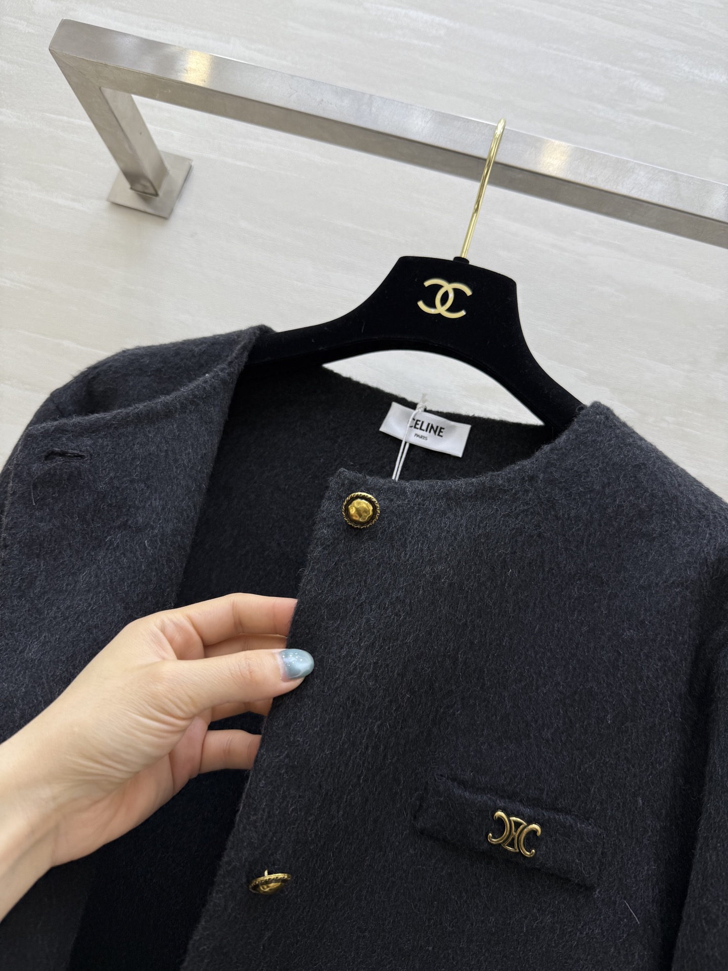 #Celin♡²⁵秋冬新款 凯旋门金扣 羊毛羊绒外套90%澳毛10%羊绒 学院风小圆领 双口袋 宽松版型