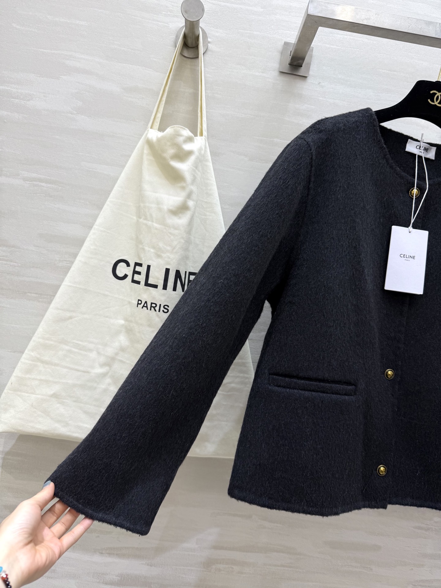 #Celin♡²⁵秋冬新款 凯旋门金扣 羊毛羊绒外套90%澳毛10%羊绒 学院风小圆领 双口袋 宽松版型