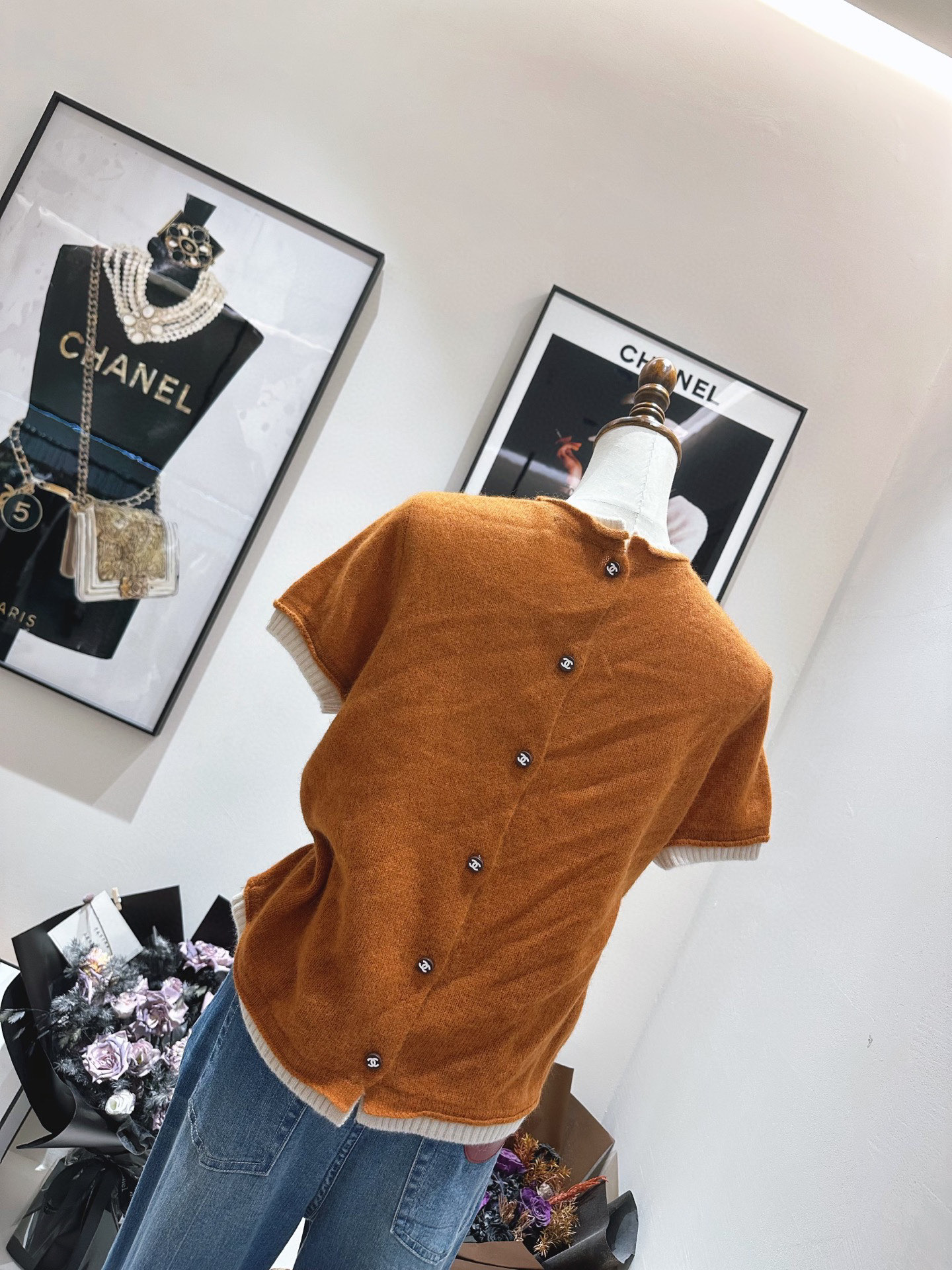 #Chane♡²⁵秋冬新款 浣熊毛绒短袖上衣 高品质 现货来 配送防尘 size：36/38/40（38