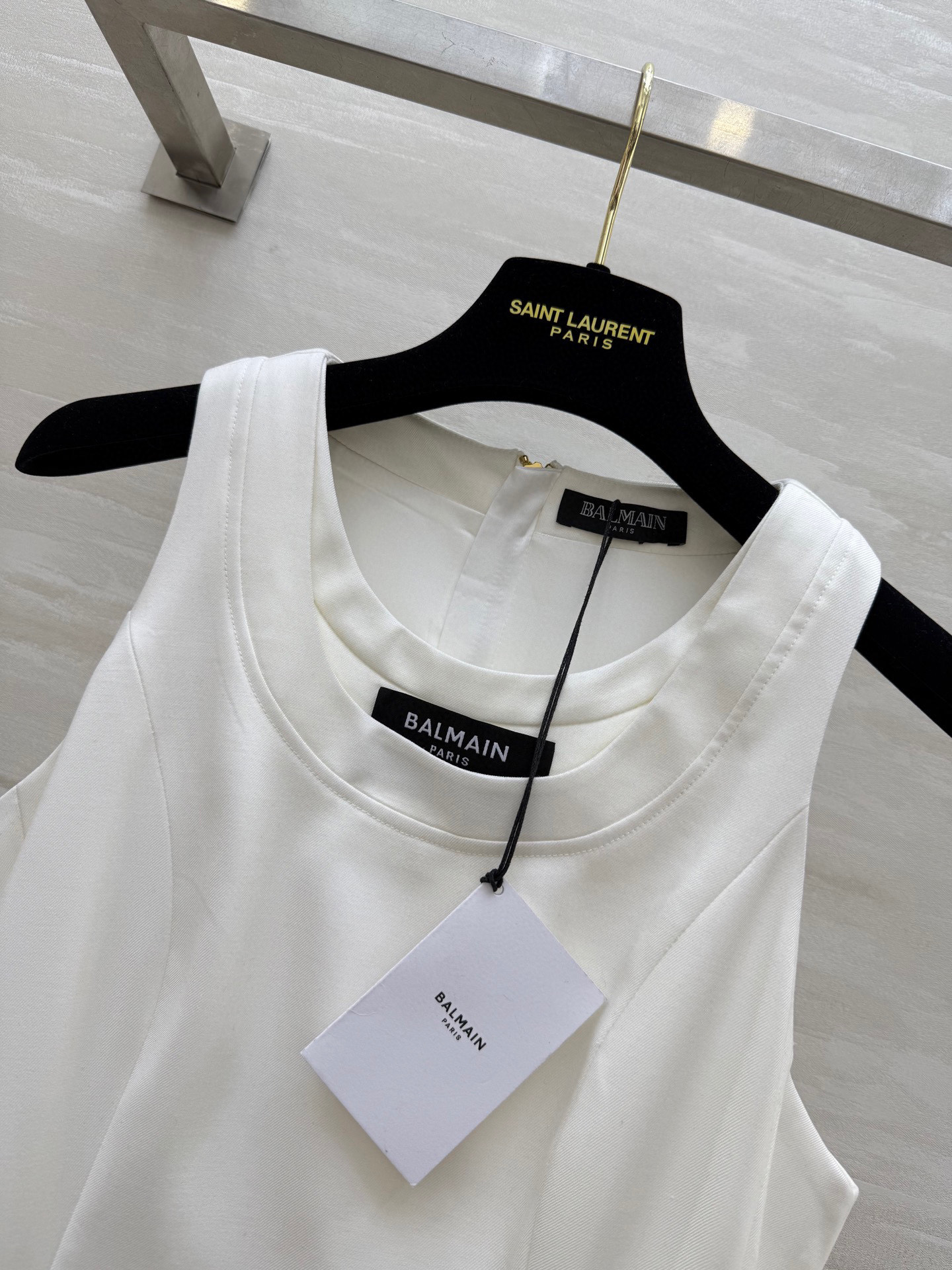 #Balmai♡²⁵ss新品 强烈推荐 甜心教主王心凌同款 徽标装饰无袖连衣裙 很显时髦感又拒绝撞款的一