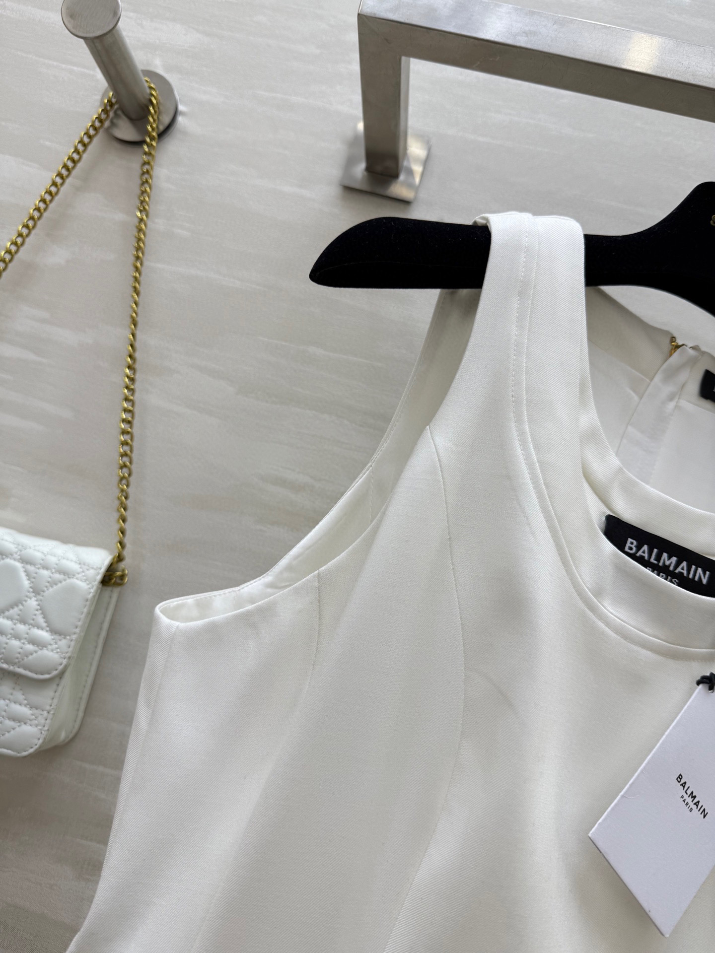 #Balmai♡²⁵ss新品 强烈推荐 甜心教主王心凌同款 徽标装饰无袖连衣裙 很显时髦感又拒绝撞款的一