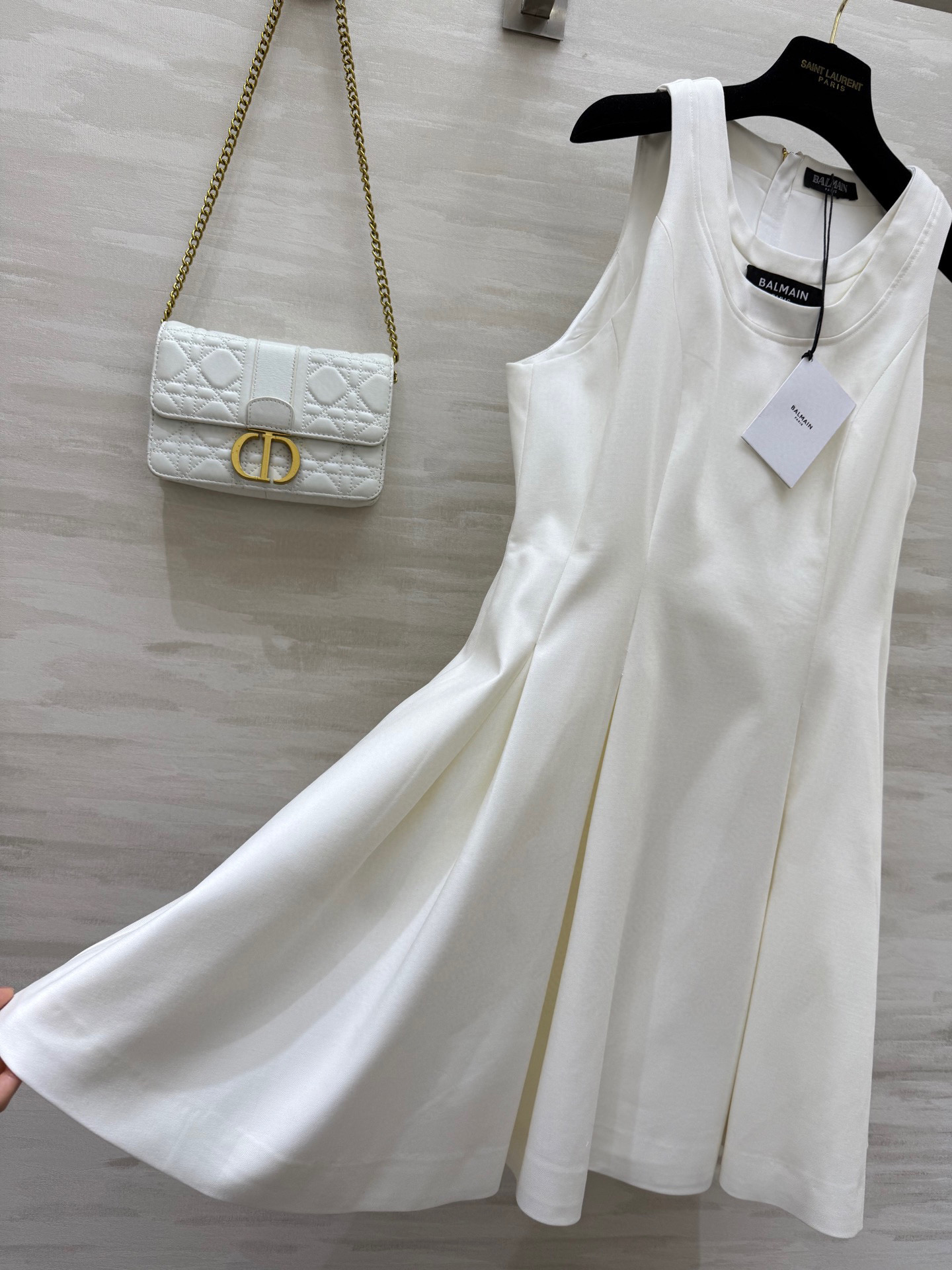 #Balmai♡²⁵ss新品 强烈推荐 甜心教主王心凌同款 徽标装饰无袖连衣裙 很显时髦感又拒绝撞款的一