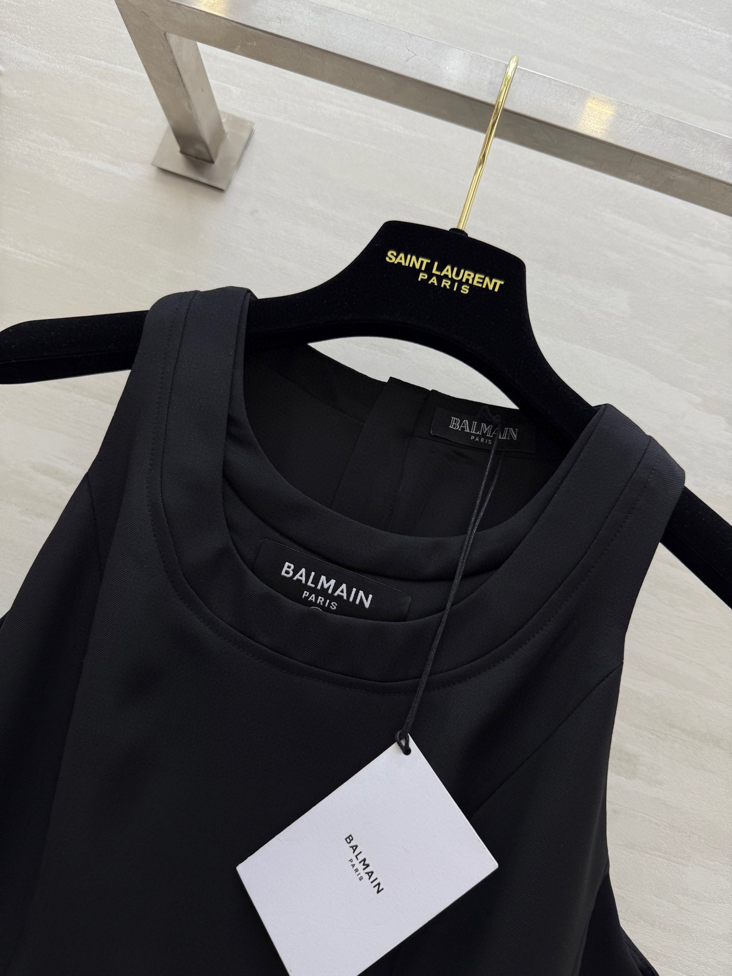 #Balmai♡²⁵ss新品 强烈推荐 甜心教主王心凌同款 徽标装饰无袖连衣裙 很显时髦感又拒绝撞款的一