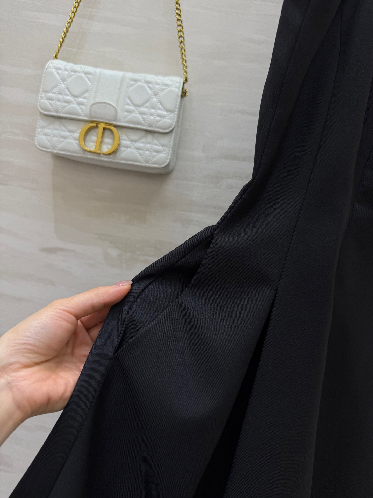 #Balmai♡²⁵ss新品 强烈推荐 甜心教主王心凌同款 徽标装饰无袖连衣裙 很显时髦感又拒绝撞款的一