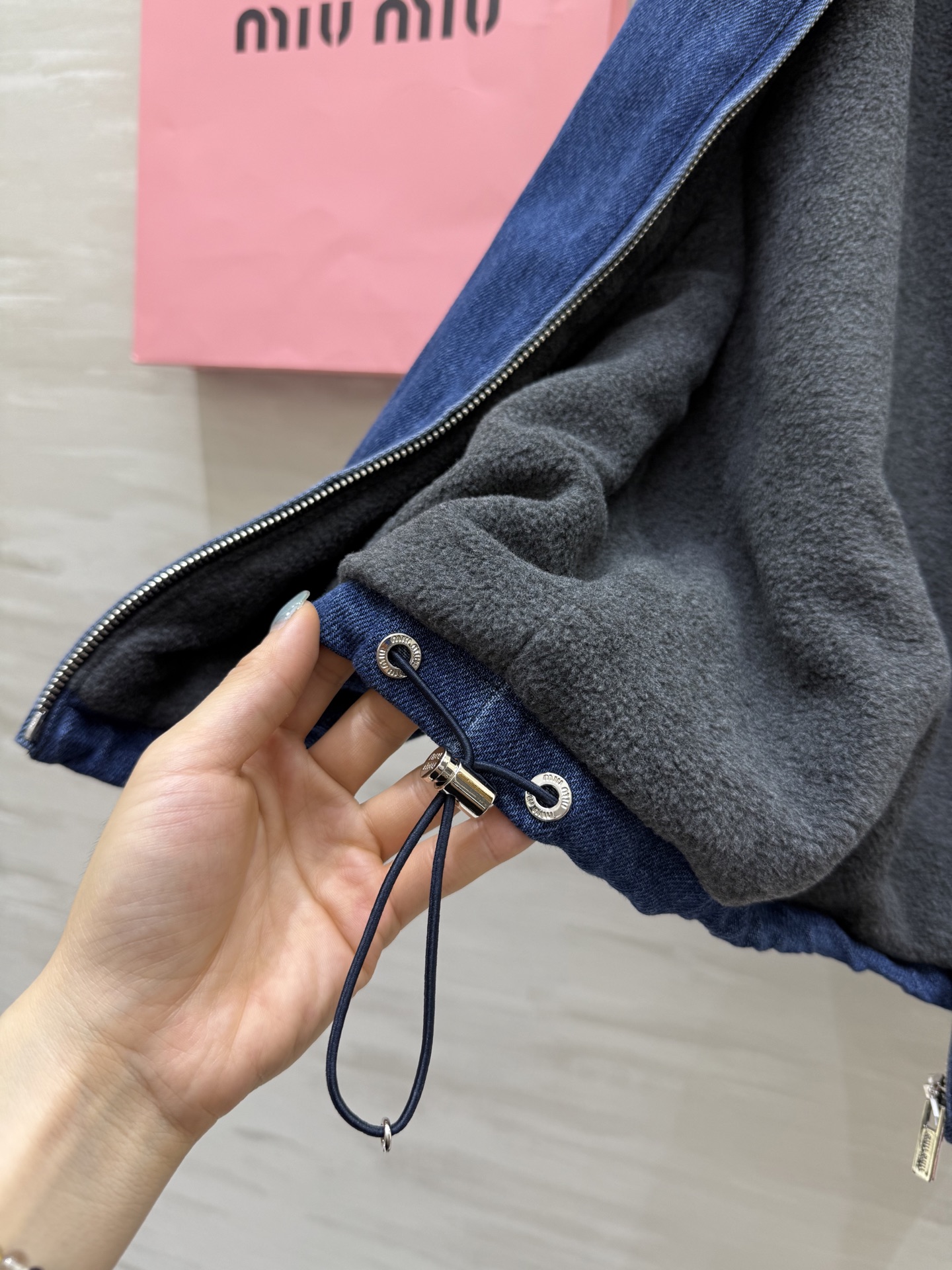 #Miumi♡²⁵秋冬新款 保暖牛仔马甲外套 高品质定制 现货首发size：S/M/L（s码胸围：100