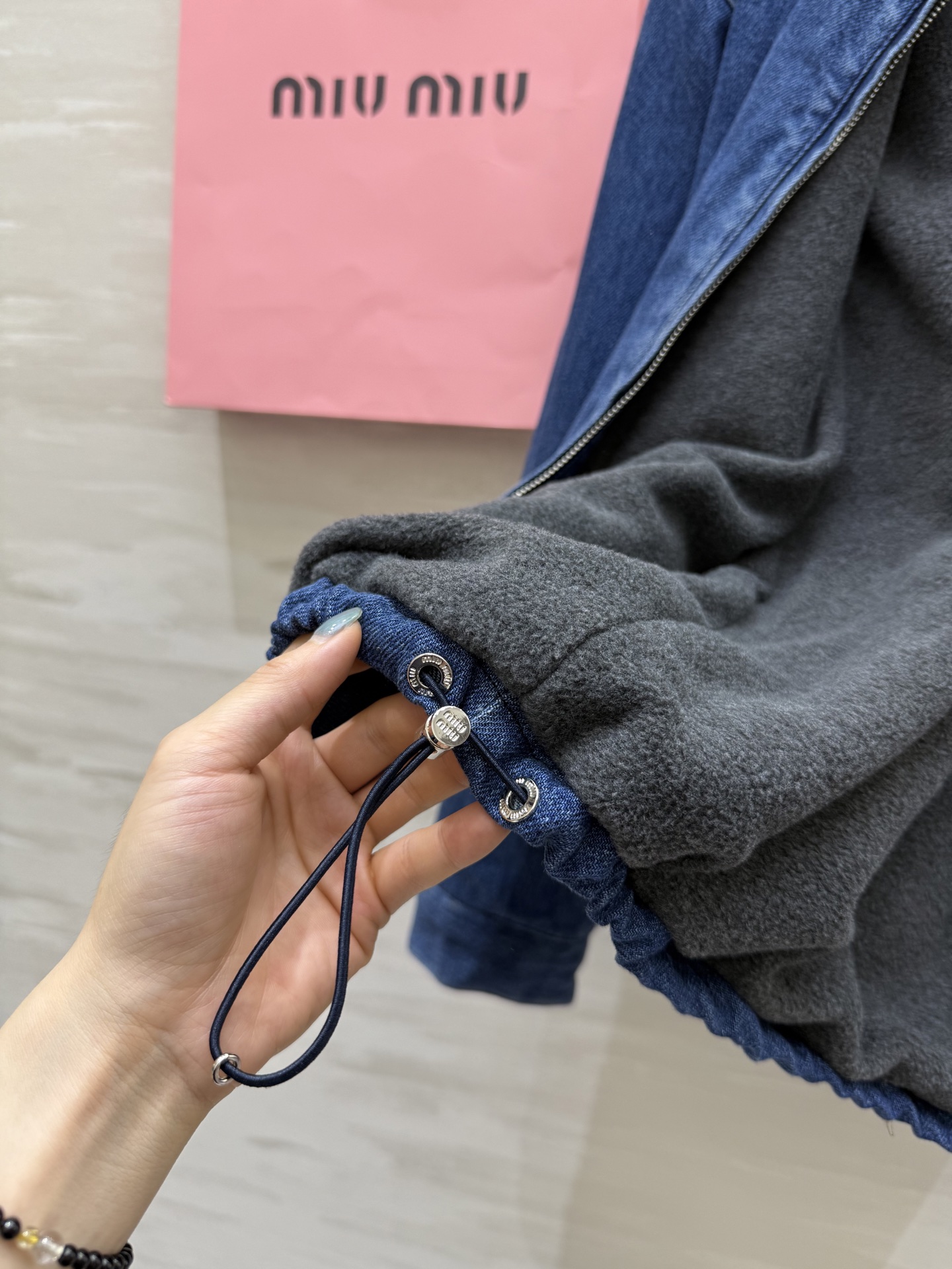 #Miumi♡²⁵秋冬新款 保暖牛仔夹克外套 高品质定制 现货首发size：S/M/L（s码肩宽：53，