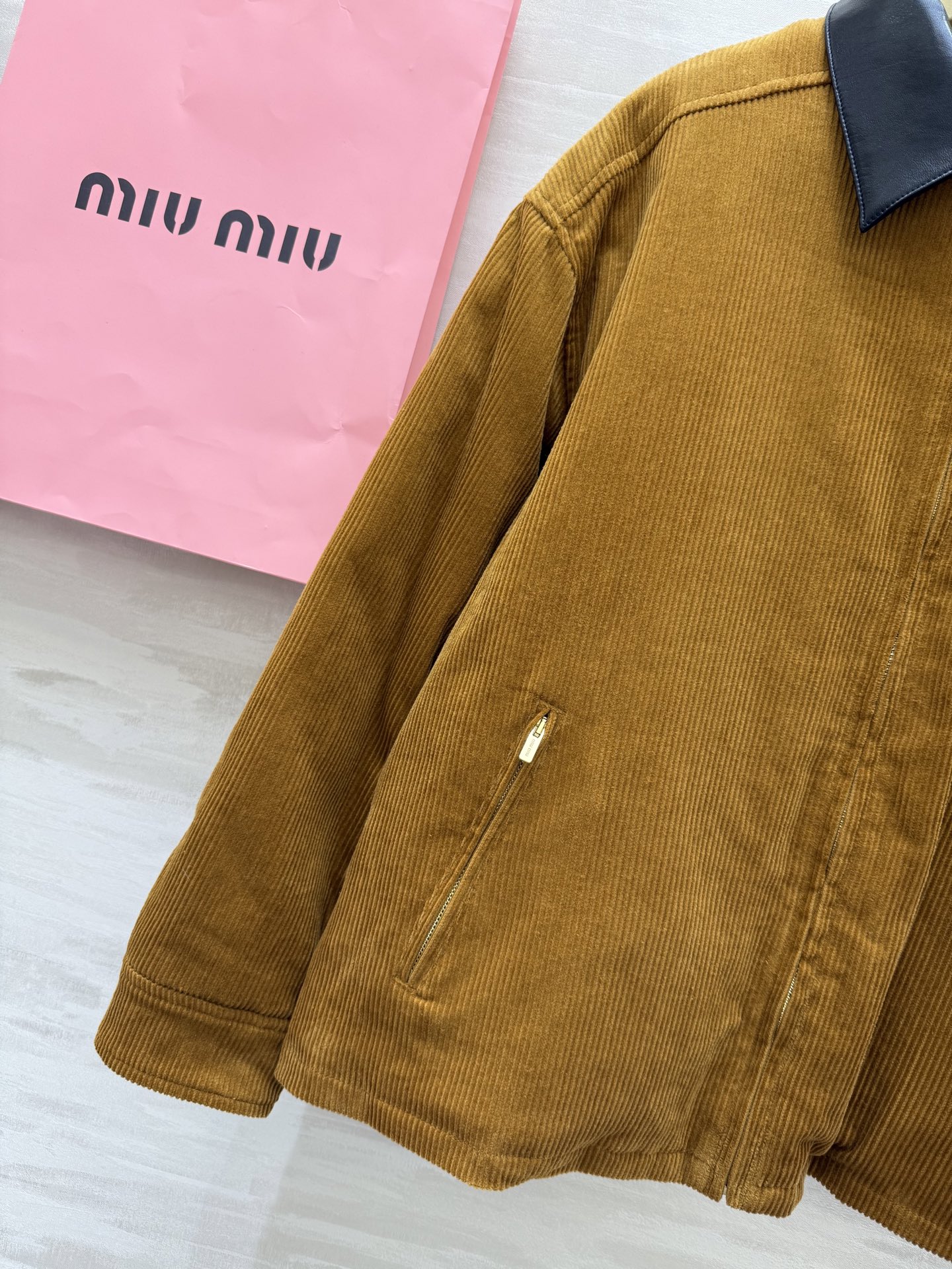 #Miumi♡²⁵秋冬新款 灯芯绒棉服夹克外套 内里夹棉设计保暖舒适 高品质 现货来size：S/M/L