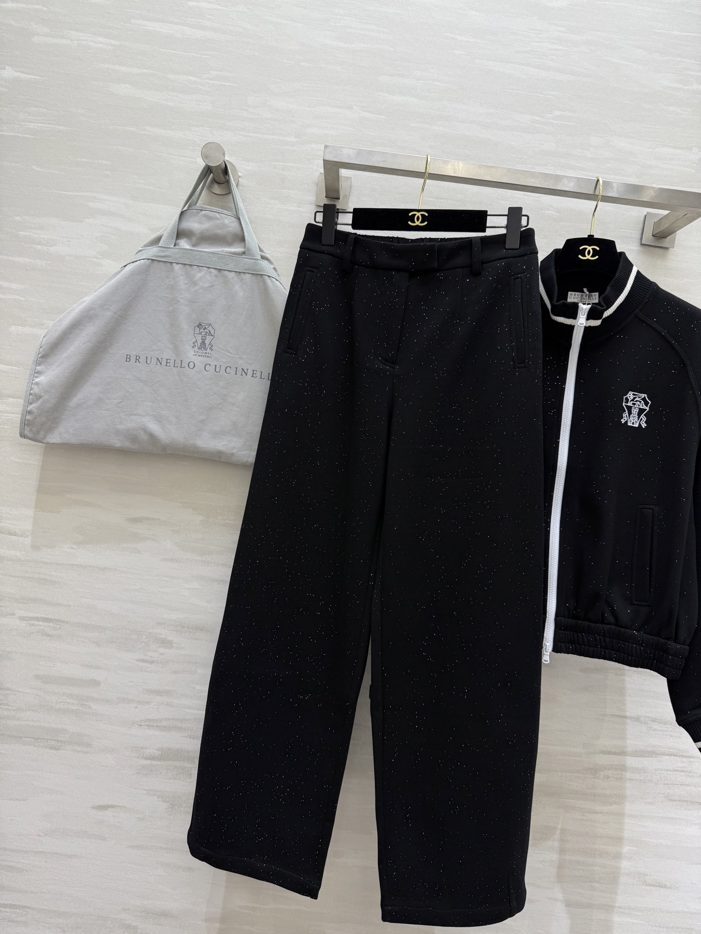 #BC²⁵秋冬新款 定制细闪面料休闲套装 高品质 现货来size：S/M/L（ S码落肩胸围：116，衣