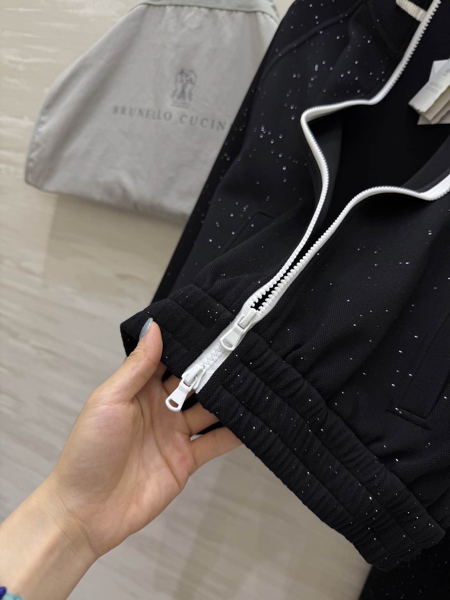 #BC²⁵秋冬新款 定制细闪面料休闲套装 高品质 现货来size：S/M/L（ S码落肩胸围：116，衣