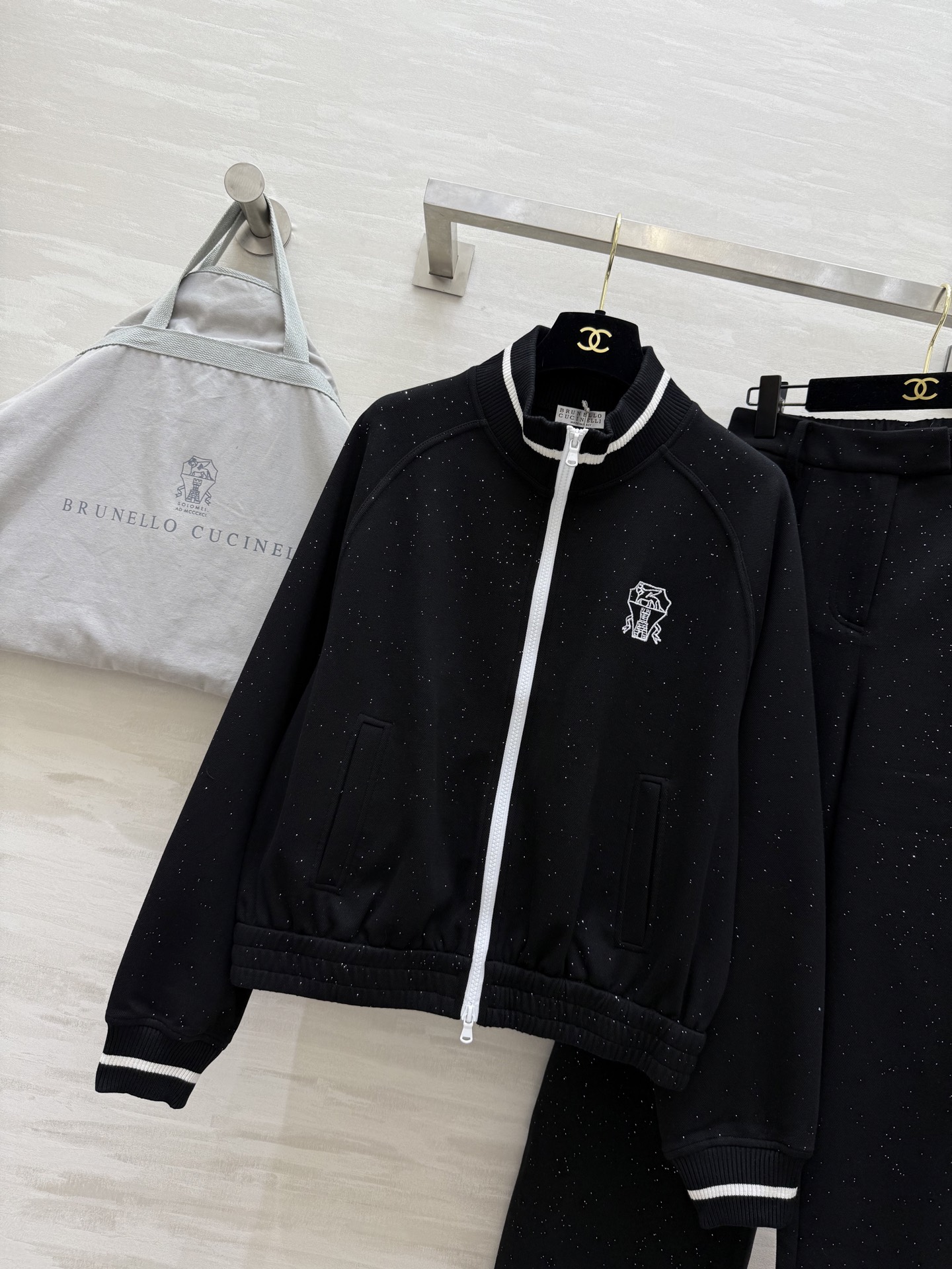 #BC²⁵秋冬新款 定制细闪面料休闲套装 高品质 现货来size：S/M/L（ S码落肩胸围：116，衣
