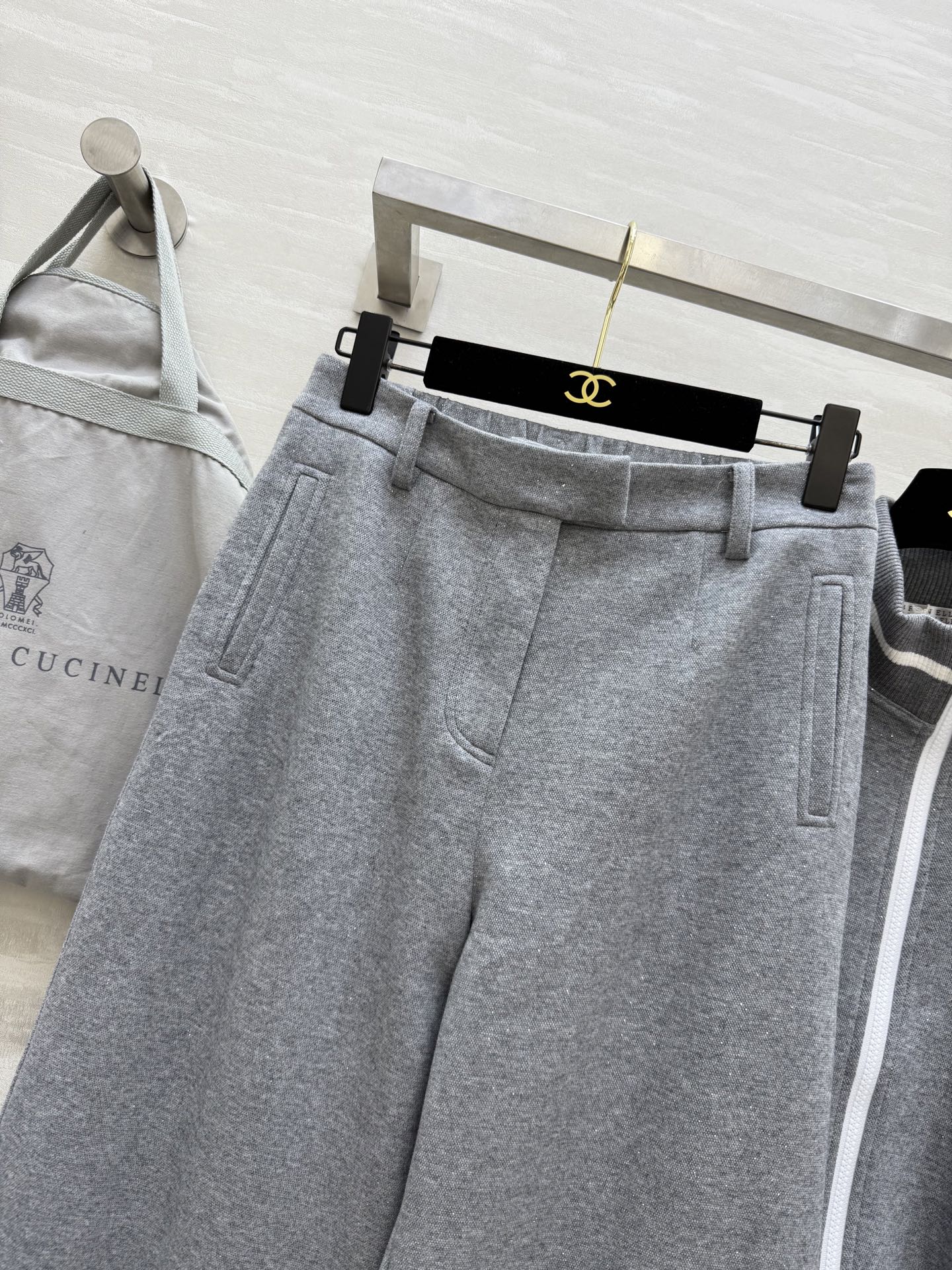 #BC²⁵秋冬新款 定制细闪面料休闲套装 高品质 现货来size：S/M/L（ S码落肩胸围：116，衣