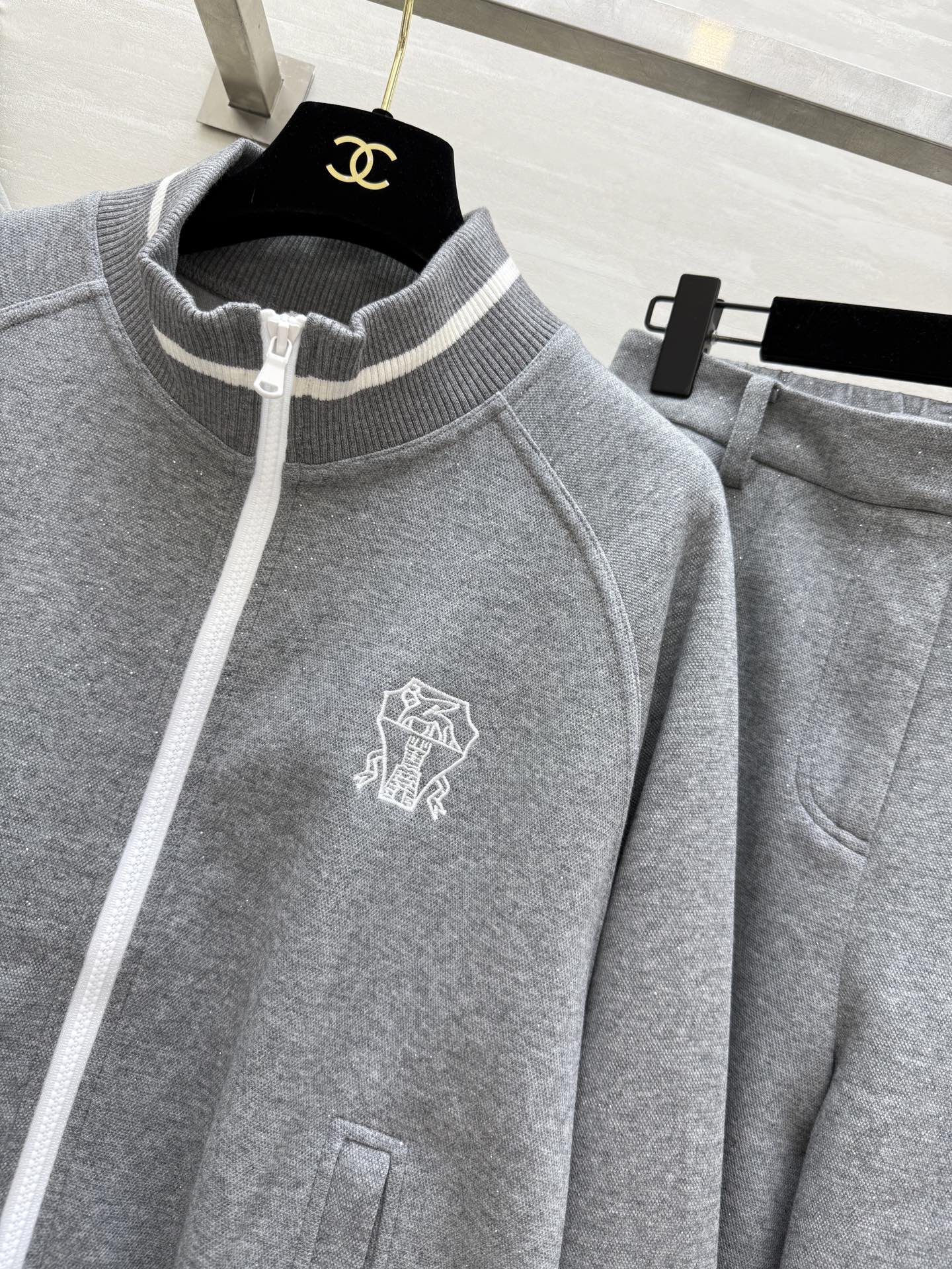 #BC²⁵秋冬新款 定制细闪面料休闲套装 高品质 现货来size：S/M/L（ S码落肩胸围：116，衣