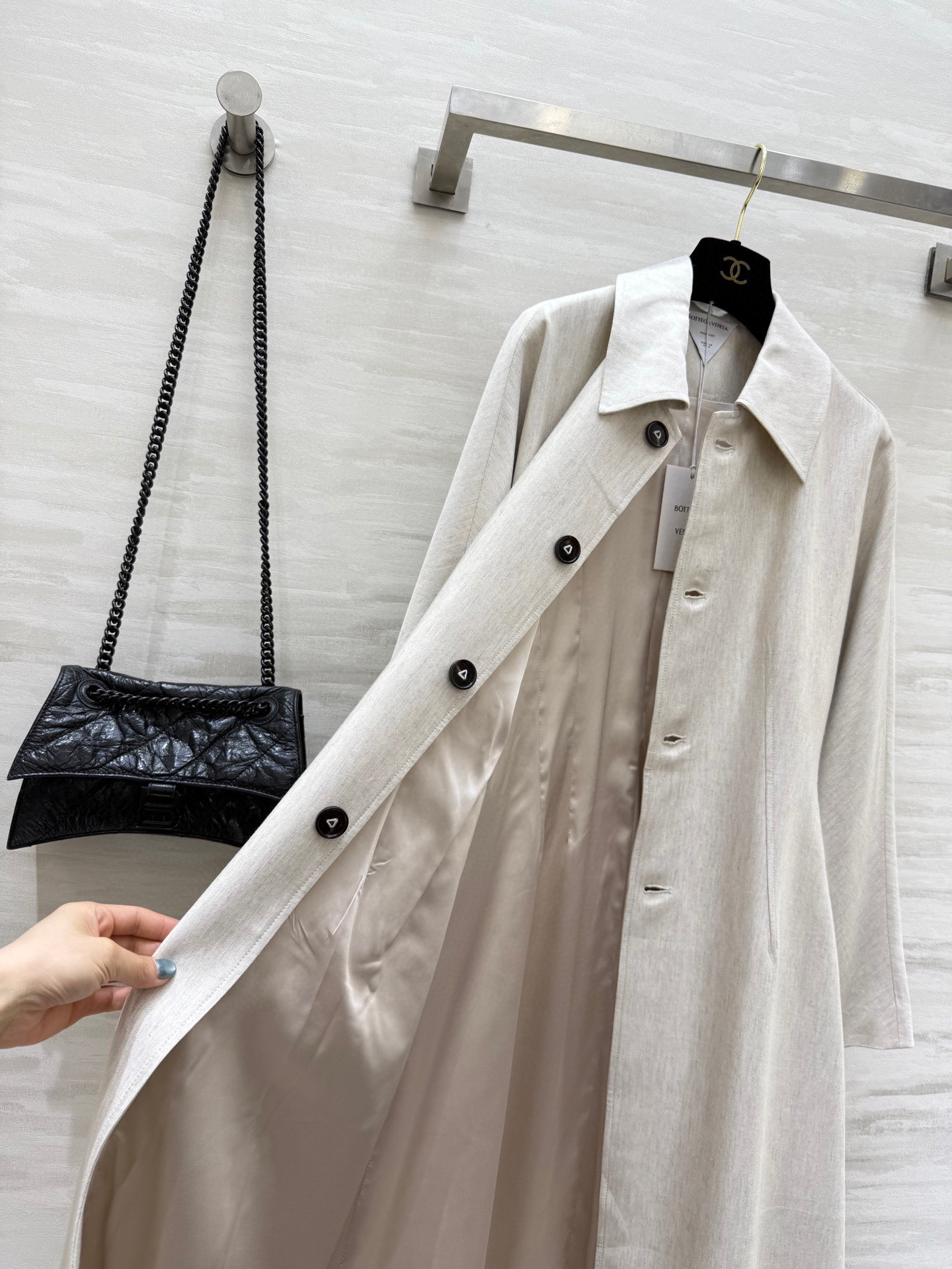 Bottega Venet♡²⁵早秋新款 亚麻风衣式连衣裙 定制100%亚麻面料 立体剪裁收腰版型 高品