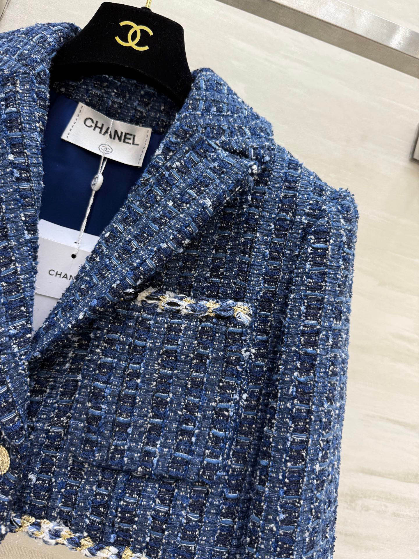 #Chane♡²⁵P 经典蓝粗花呢短款外套 原版定制面料 高品质 现货来size：36/38/40（36