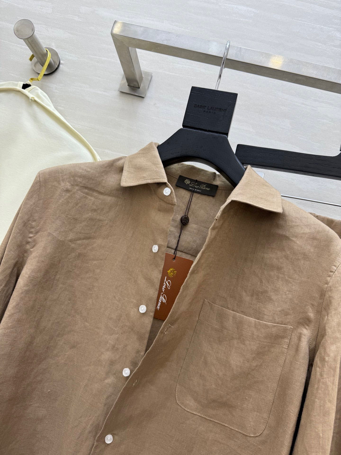 #lP🌹早秋新 棉麻系列 logo皮牌装饰宽松衬衣搭配松紧腰长裤 采用了高克重棉麻面料 质感超好 非常高