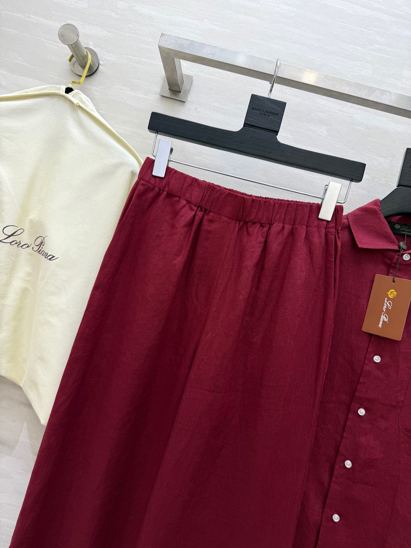 #lP🌹早秋新款 棉麻系列 logo皮牌装饰宽松衬衣搭配松紧腰长裤 采用了高克重棉麻面料 质感超好 非常