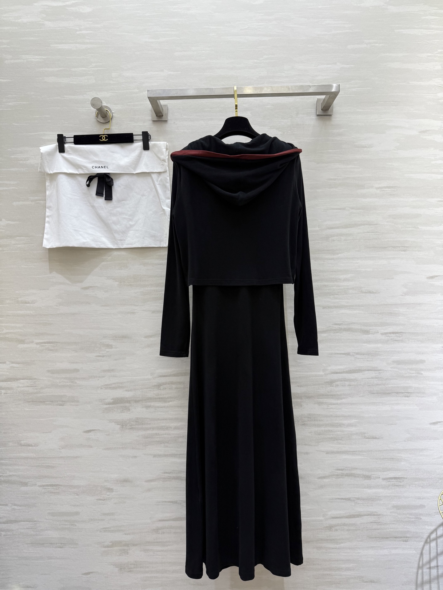 #Chane♡连帽外套➕背心长裙两件套羊毛套装 背心长裙修身显瘦 定制羊毛混纺面料亲肤舒适 高品质定制 