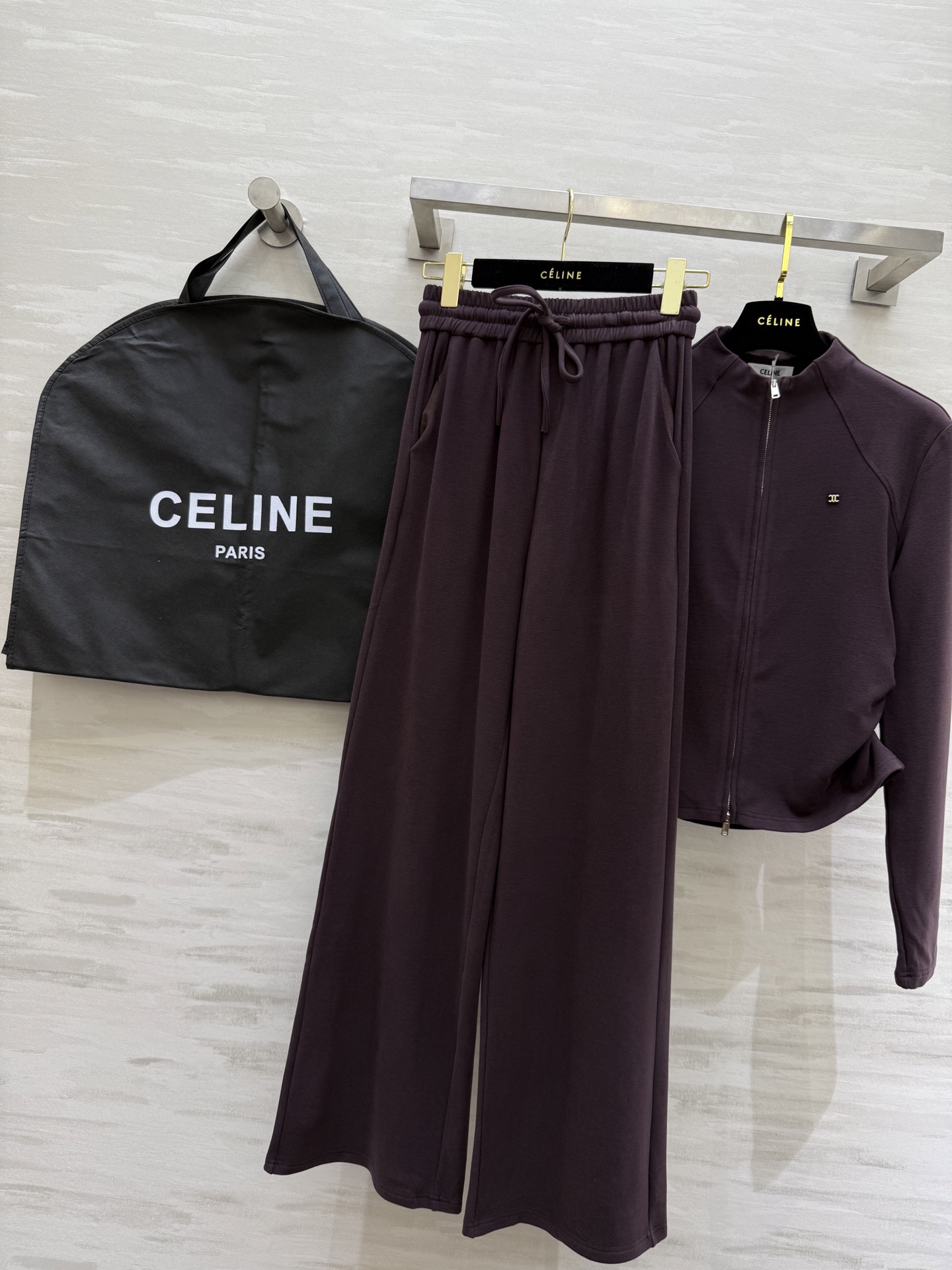 #Celin♡²⁵秋冬新款 休闲羊毛套装 定制羊毛混纺面料保暖舒适 高品质 现货首发size：S/M/L