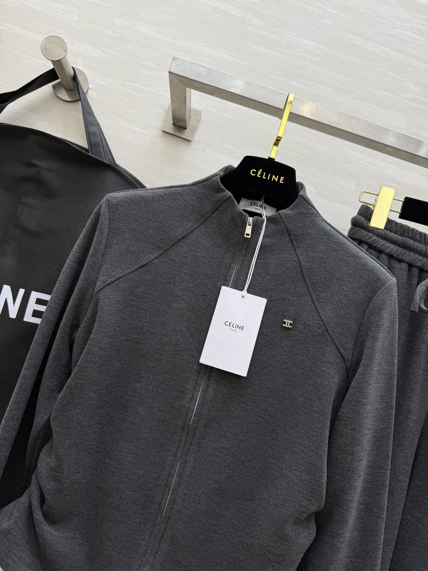 #Celin♡²⁵秋冬新款 休闲羊毛套装 定制羊毛混纺面料保暖舒适 高品质 现货首发size：S/M/L