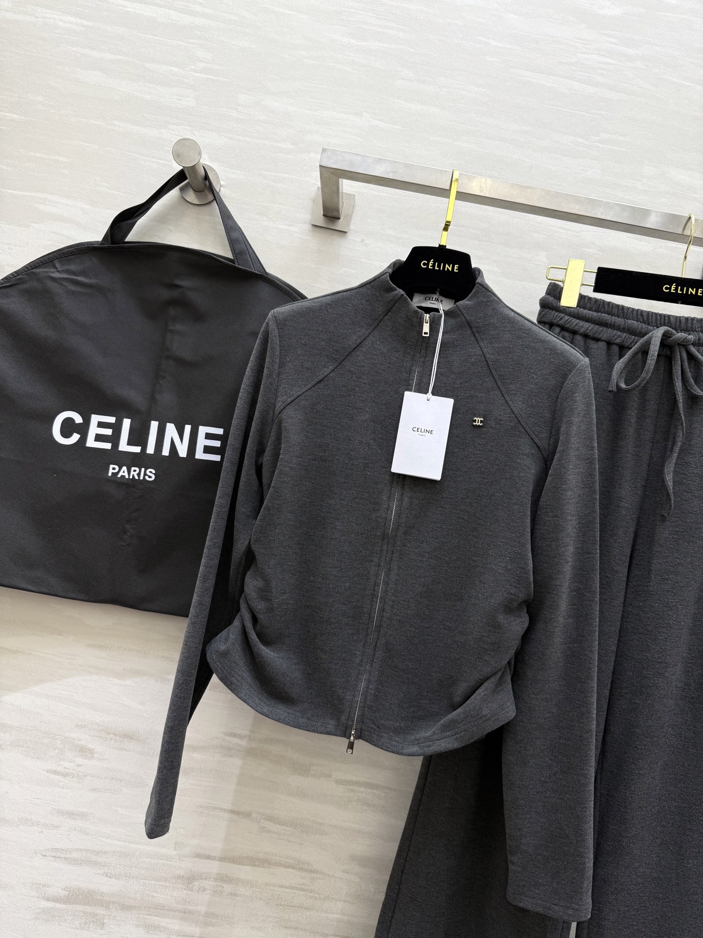 #Celin♡²⁵秋冬新款 休闲羊毛套装 定制羊毛混纺面料保暖舒适 高品质 现货首发size：S/M/L