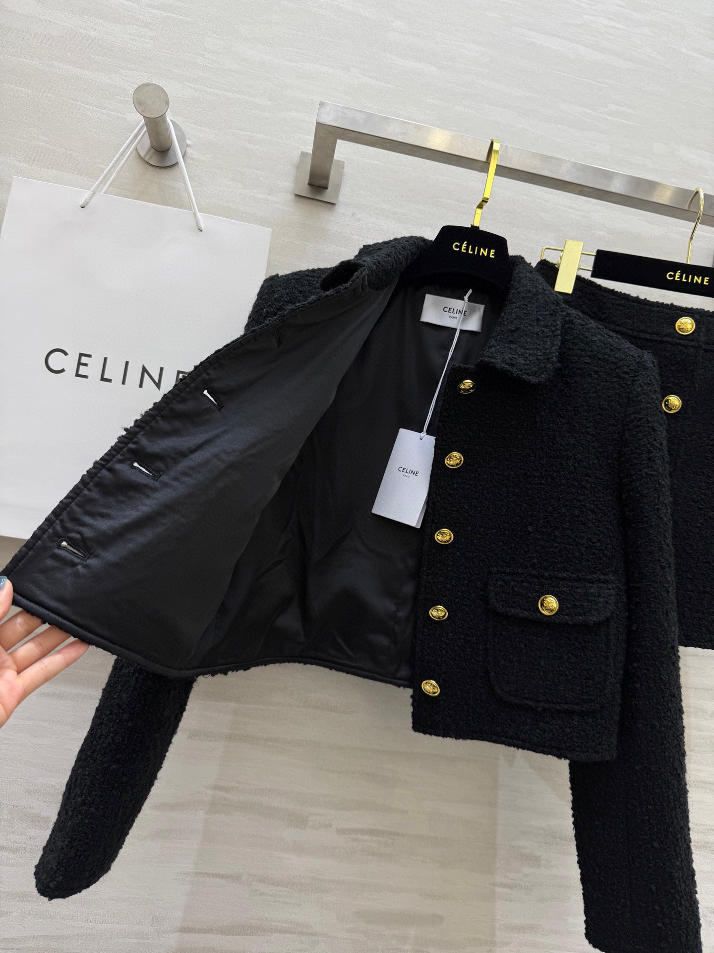 #Celin♡²⁵新款 名媛气质套装 高品质 现货首发size：S/M/L（M码肩宽：39，胸围：90，