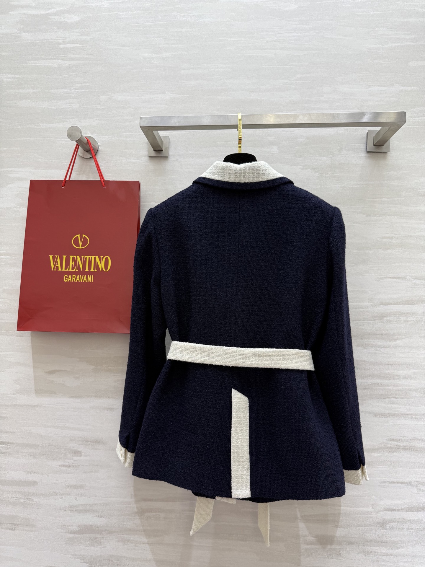 #Valentin♡²⁵秋冬新款 羊毛花呢外套 定制羊毛呢面料 开模五金扣 立体剪裁版型 高品质 现货来