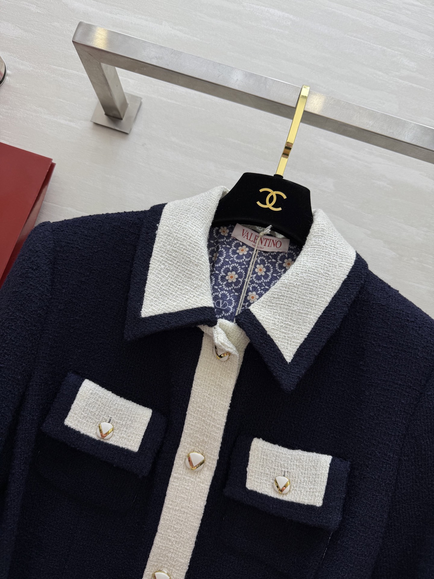 #Valentin♡²⁵秋冬新款 羊毛花呢外套 定制羊毛呢面料 开模五金扣 立体剪裁版型 高品质 现货来