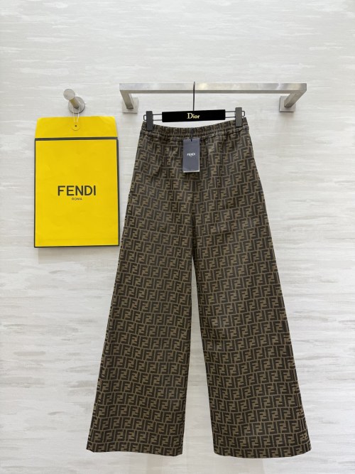 Fendi Women's Brown FF Logo Straight-Leg Jeans Pants 1 Fendi Women's Brown FF Logo Straight-Leg Jeans Pants
