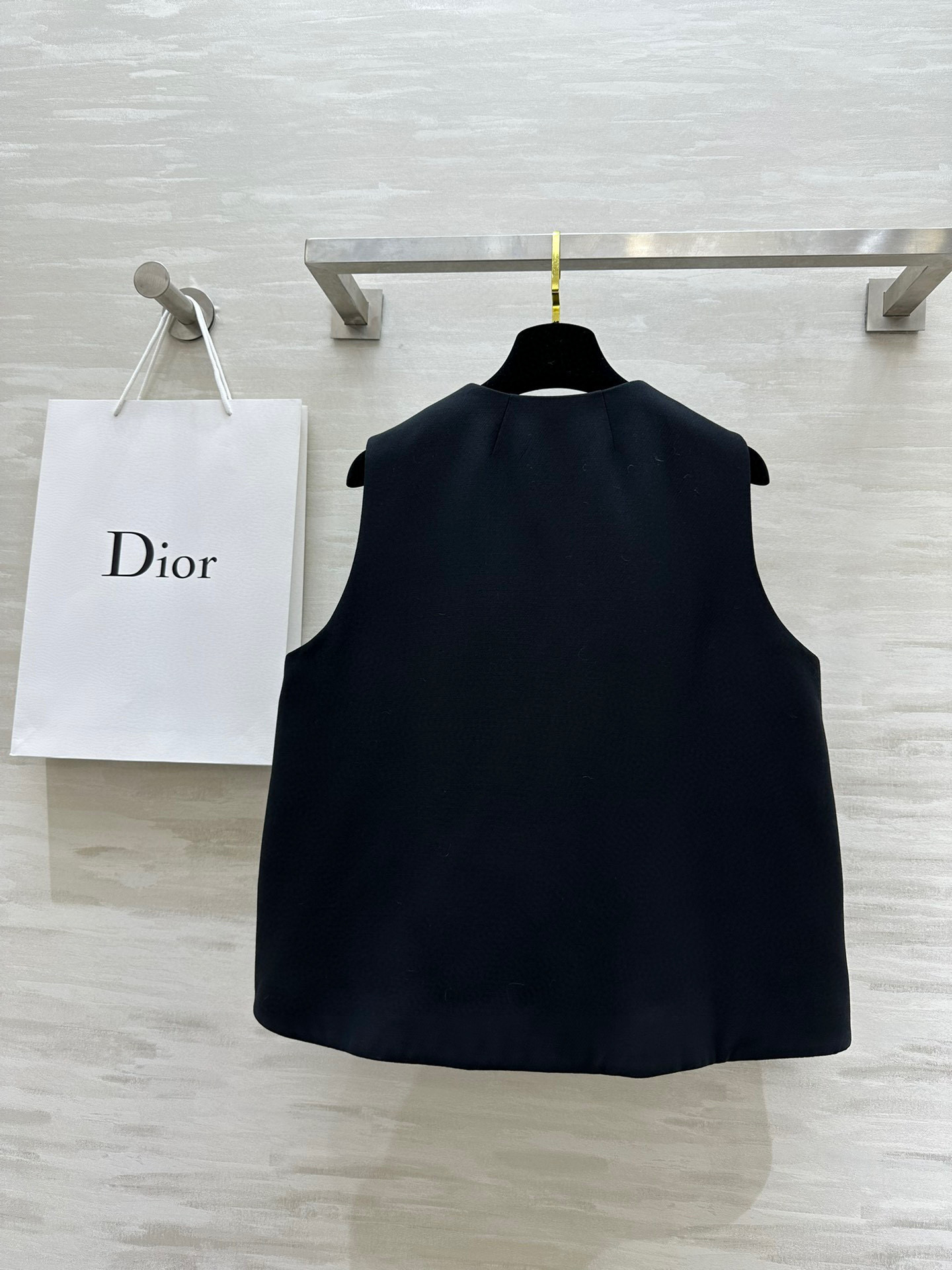 #DIO♡秋冬新款 重工刺绣丝毛马甲 极致精致刺绣🪡奢华高级 定制丝毛面料 立体剪裁版型 高品质定制 现