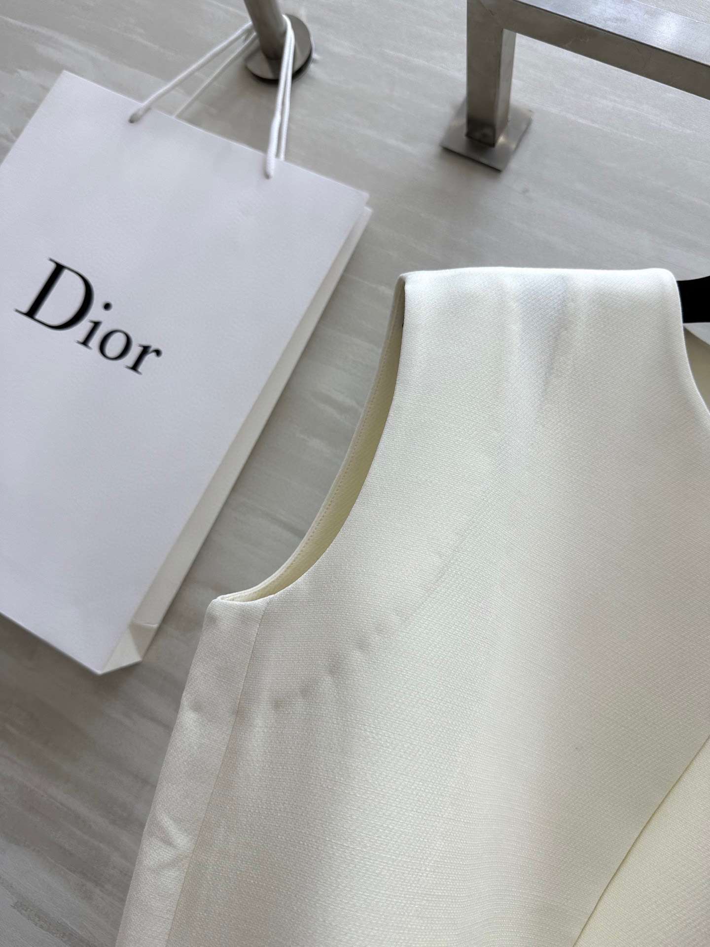 #Dio♡²⁵新款 丝毛马甲 高品质 现货首发size：36/38/40（38码胸围：104，衣长：54