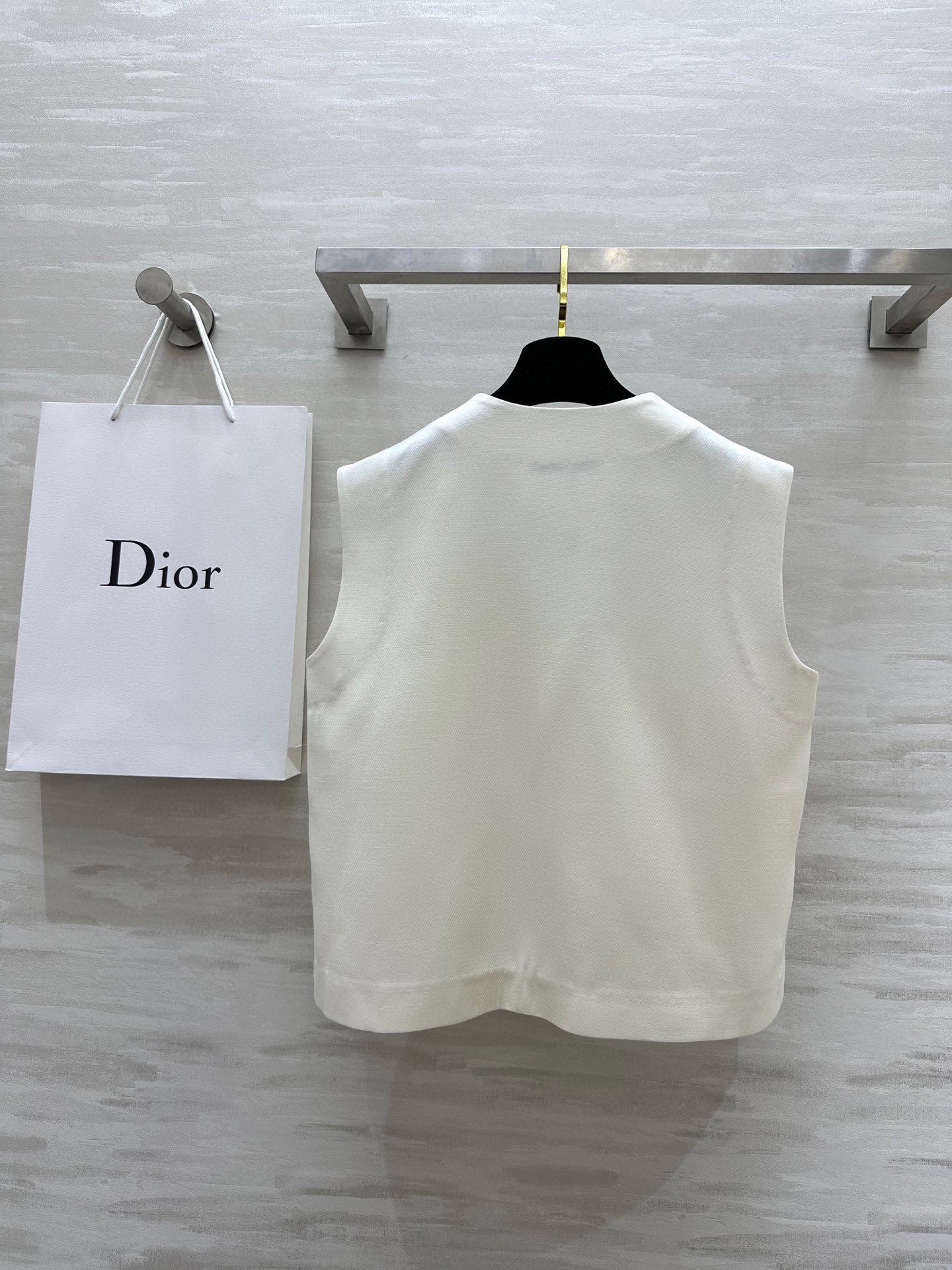 #Dio♡²⁵新款 丝毛马甲 高品质 现货首发size：36/38/40（38码胸围：104，衣长：54