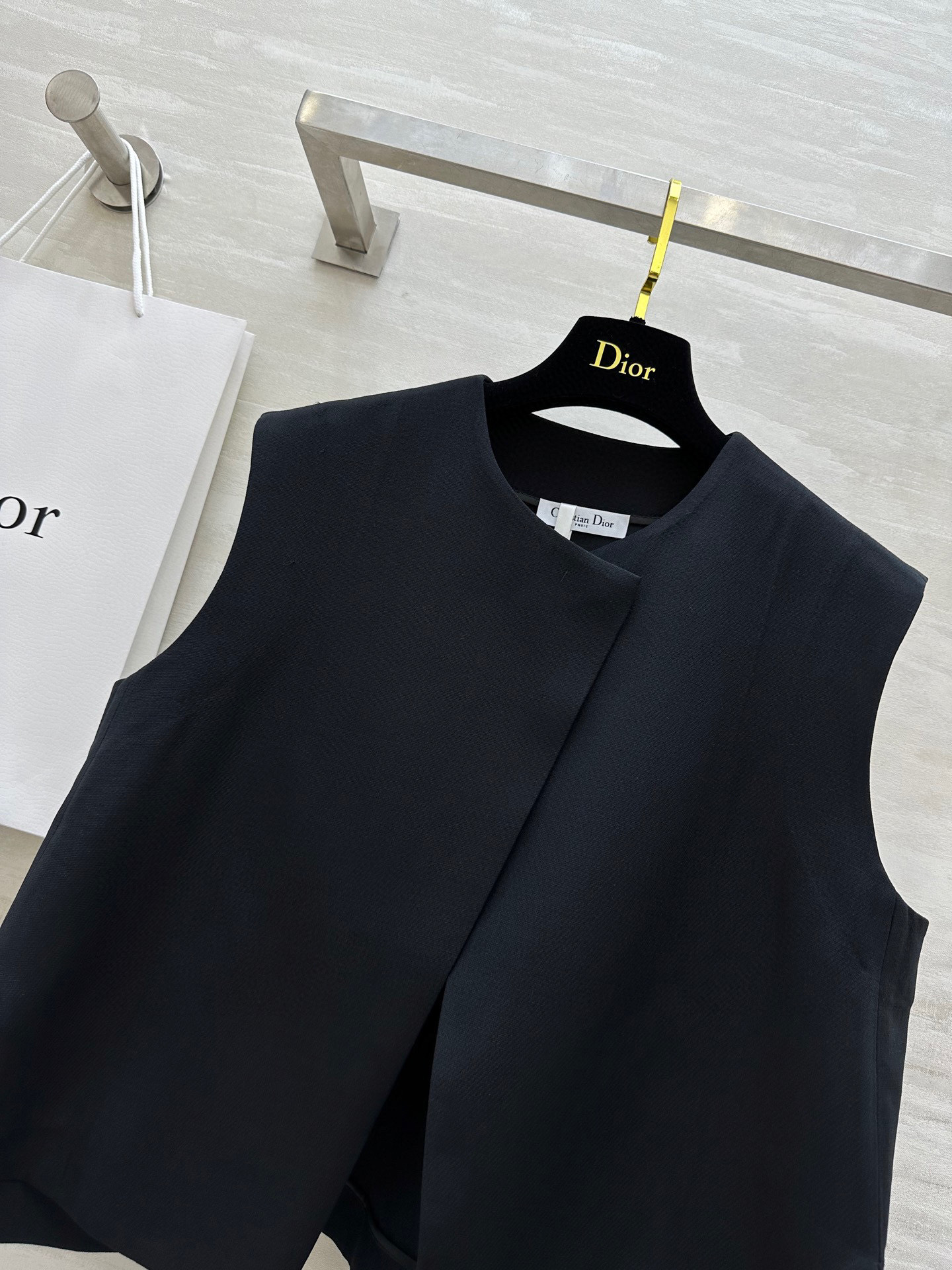 #Dio♡²⁵新款 丝毛马甲 高品质 现货首发size：36/38/40（38码胸围：104，衣长：54