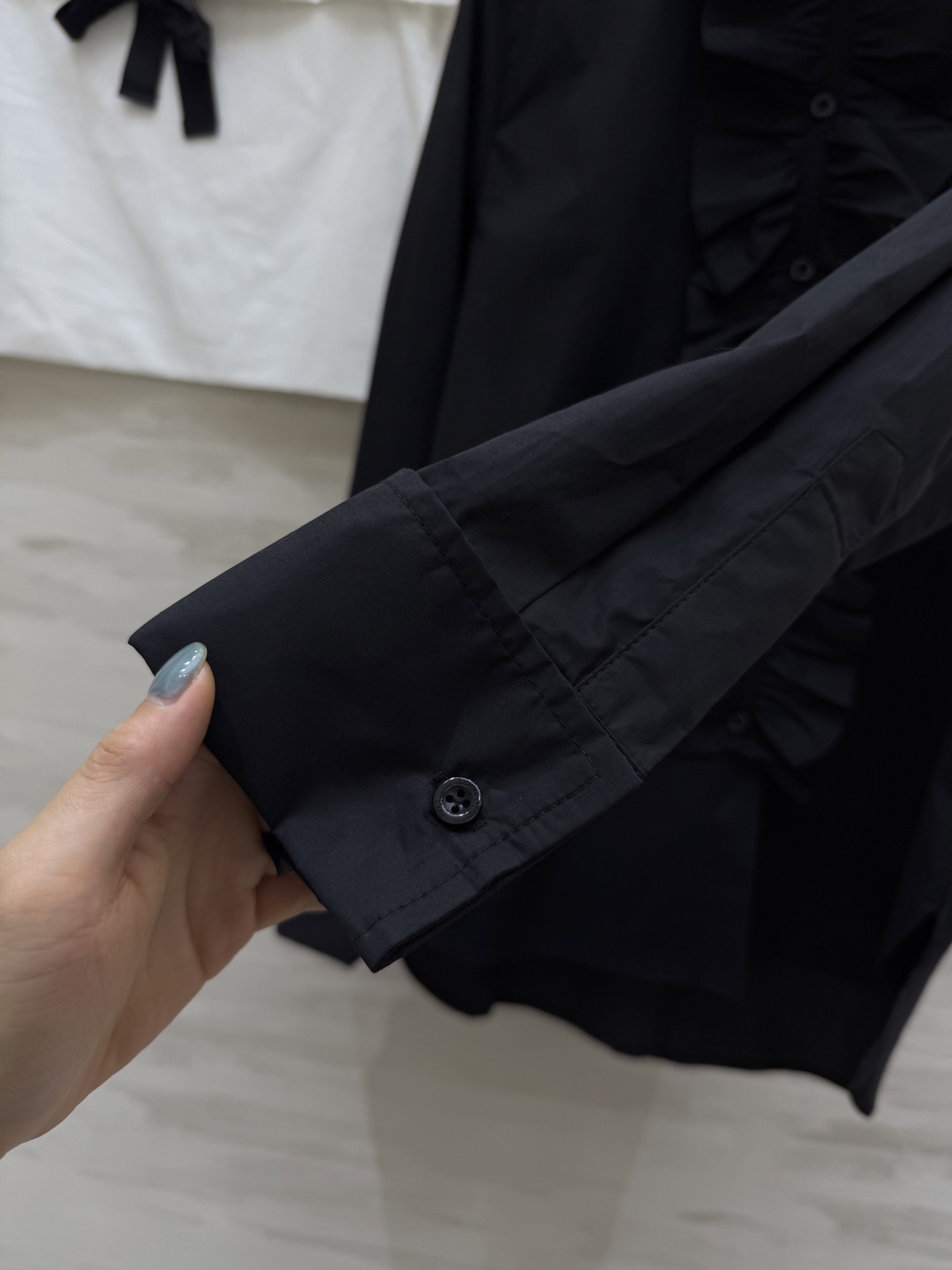 #DIO♡²⁵秋冬新款 拉夫领衬衣 定制府绸棉面料 精致CD蜜蜂🐝刺绣🪡 高品质 现货来size：S/M