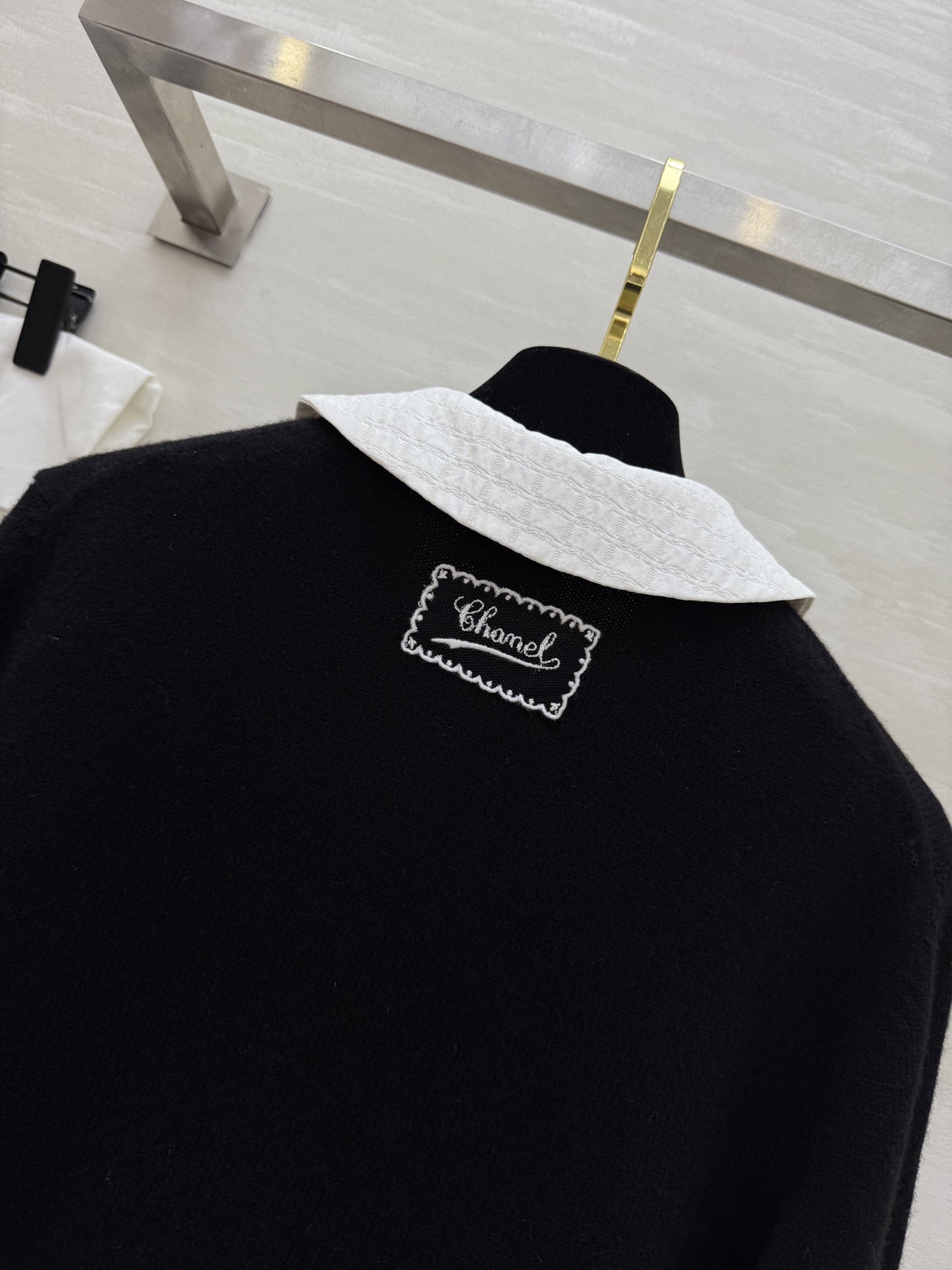 #Chane♡²⁵B 娃娃领开衫 100%羊绒 手感柔软贴肤 娃娃领100%桑蚕丝 可自由拆卸 翻领圆领