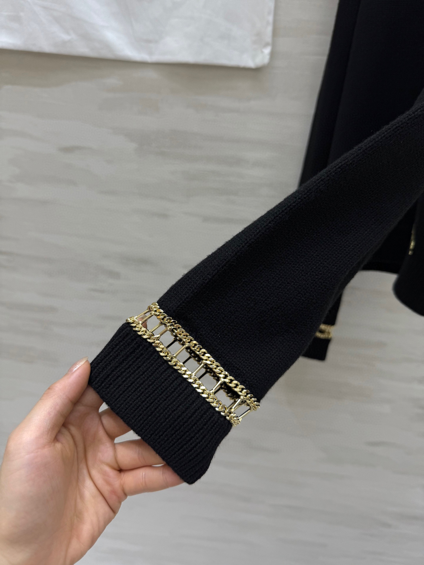 #Chane♡²⁵秋冬新款 中古系列 羊绒链条吊带毛衫 高品质定制 现货首发size：36/38/40（
