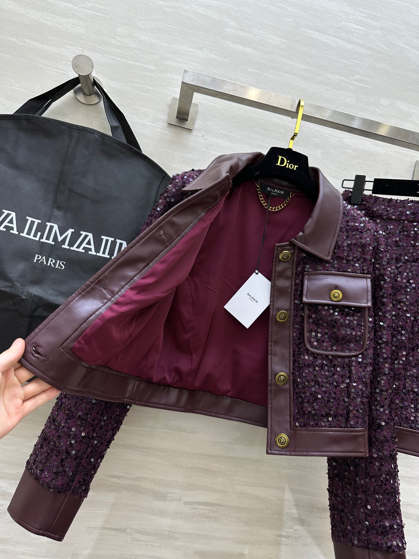 #BALMAI♡重工珠片套装 环保皮拼接点缀摩登时髦 闪耀✨珠片BulingBuling 立体剪裁版型上