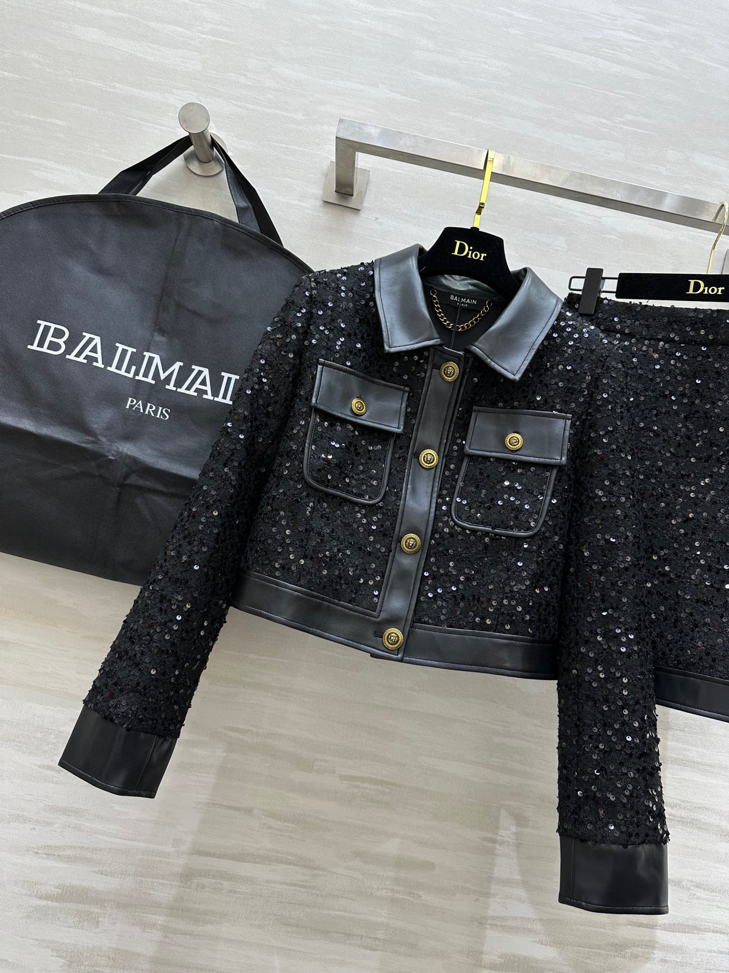 #BALMAI♡重工珠片套装 环保皮拼接点缀摩登时髦 闪耀✨珠片BulingBuling 立体剪裁版型上