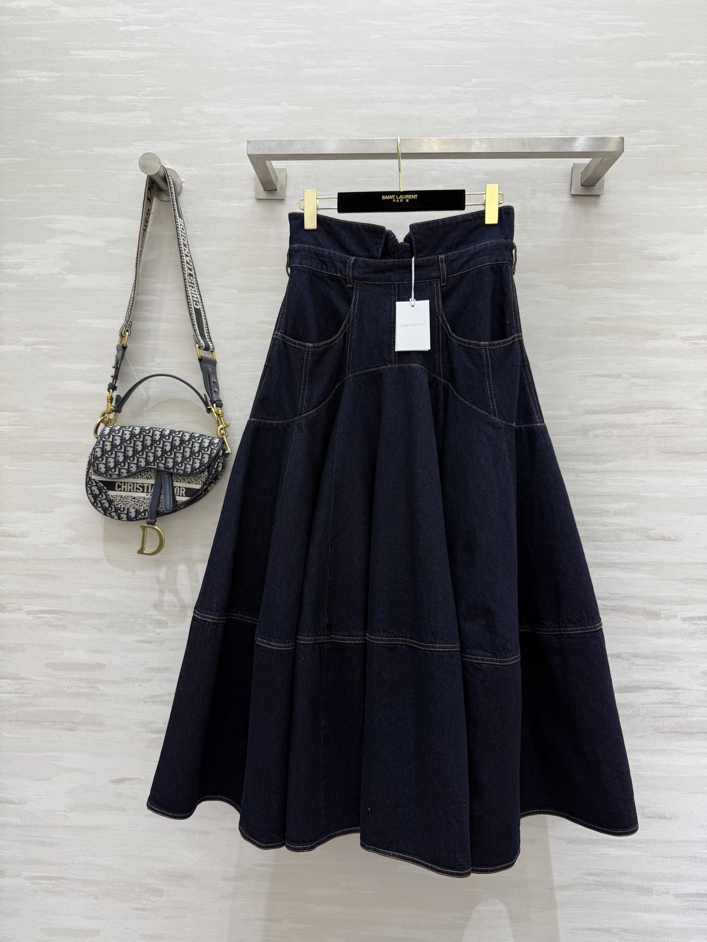 NO:548805,#Zimmerman autumn and winter new style denim skirt original development high-quality customization spot first-time sizeS/M/L (s waist circumference 68, skirt length 98), skirts, alexander wang19860909#Zimmerman秋冬新款 牛仔半裙 原版开发 高品质定制 现货首发sizeS/M/L（s腰围68,裙长98）,,skirts,alexander wang,Women's clothing